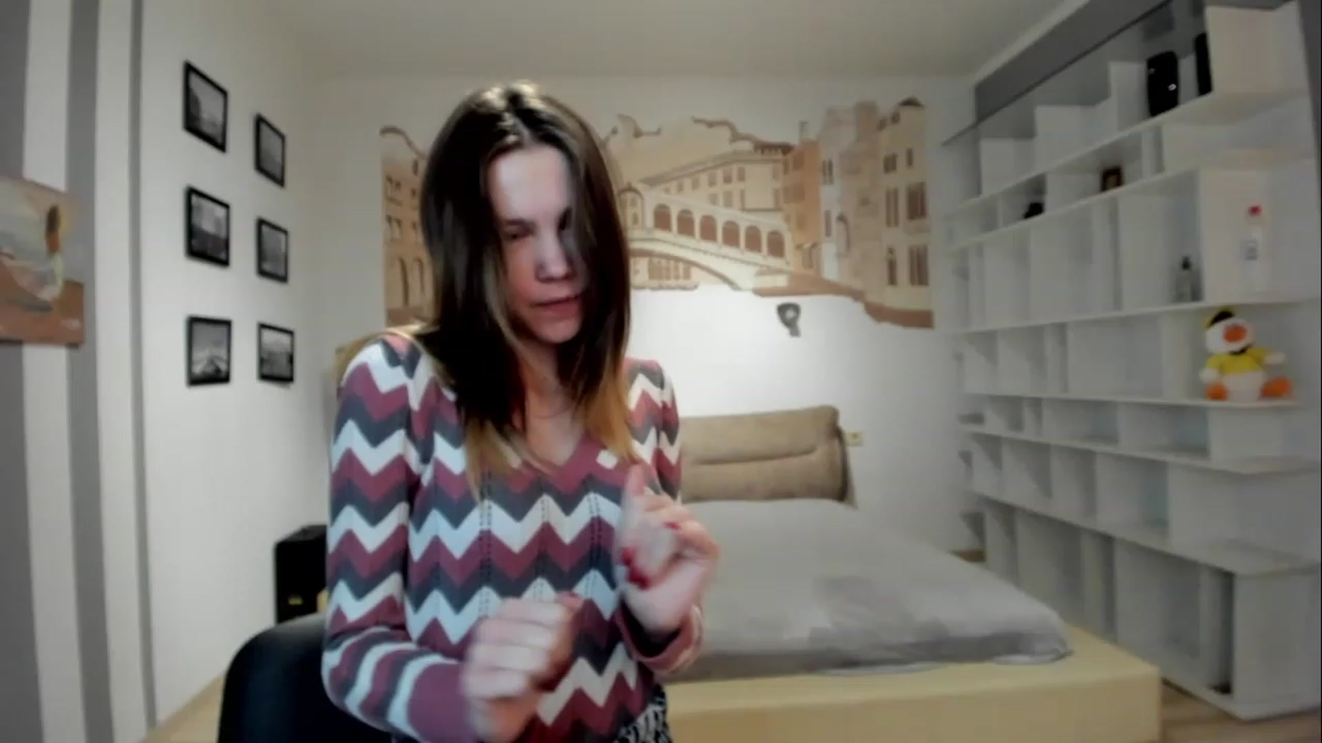 Gallery image thumbnail from KateGordon's myfreecams stream on, 04/05/2023, 08:38 image 3 of 20