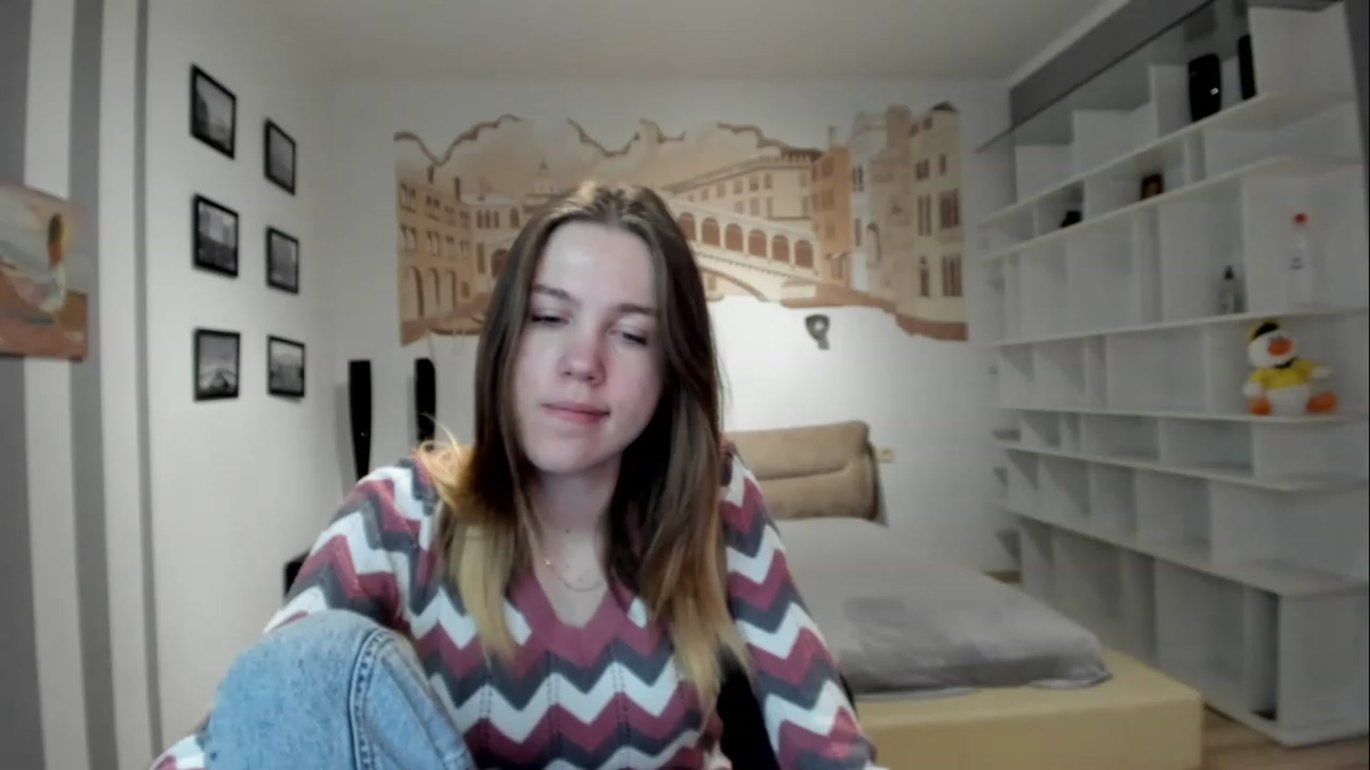 Gallery image thumbnail from KateGordon's myfreecams stream on, 04/05/2023, 10:33 image 1 of 20
