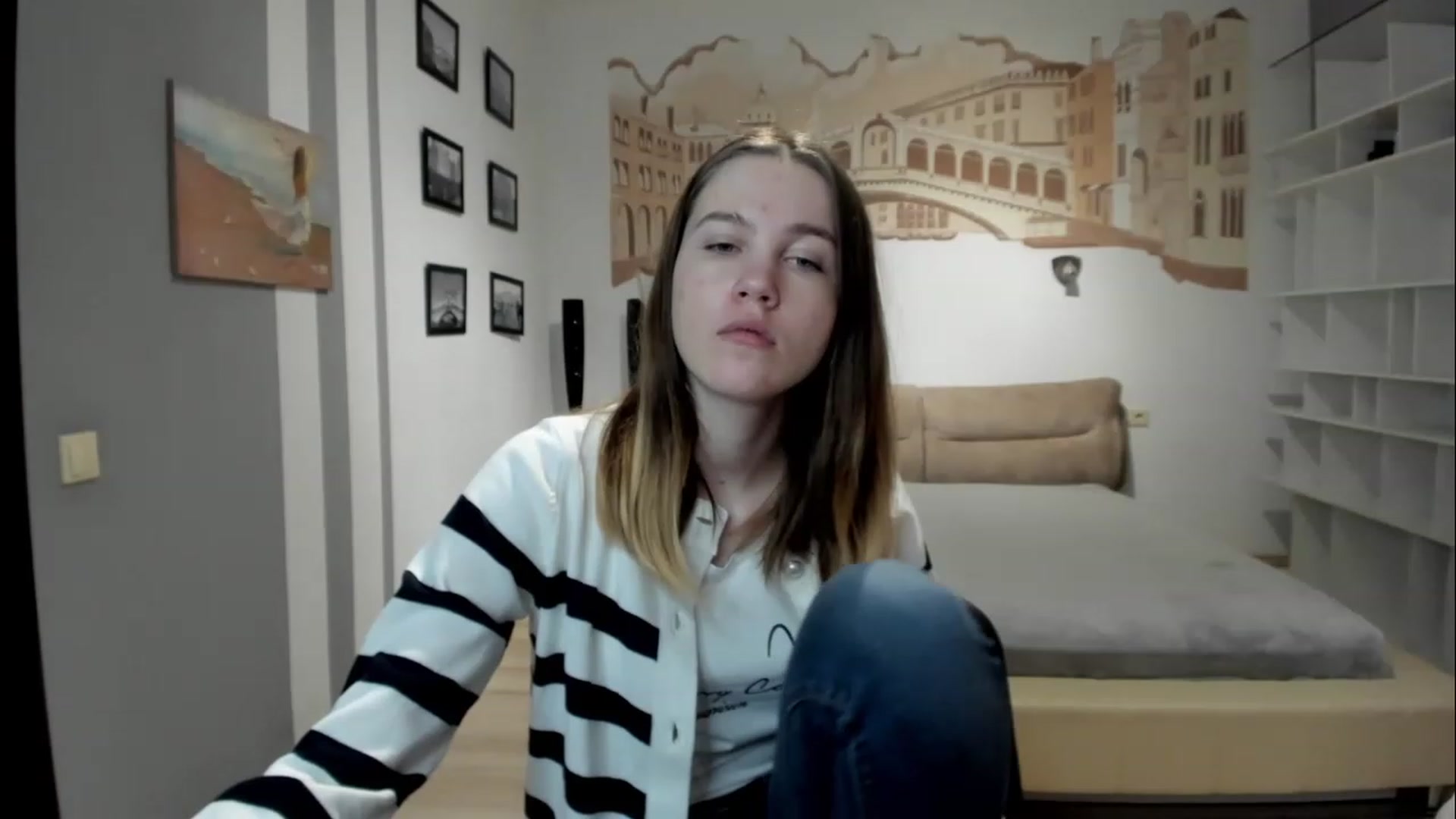 Gallery image thumbnail from KateGordon's myfreecams stream on, 04/09/2023, 09:39 image 3 of 20