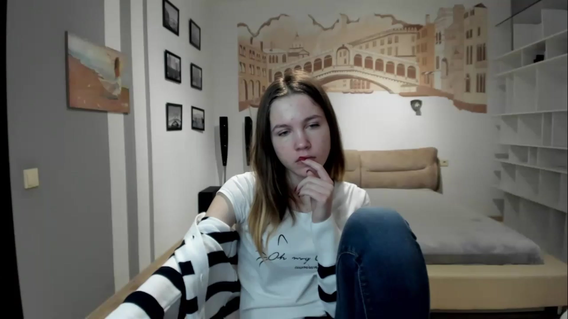 Gallery image thumbnail from KateGordon's myfreecams stream on, 04/09/2023, 09:39 image 12 of 20