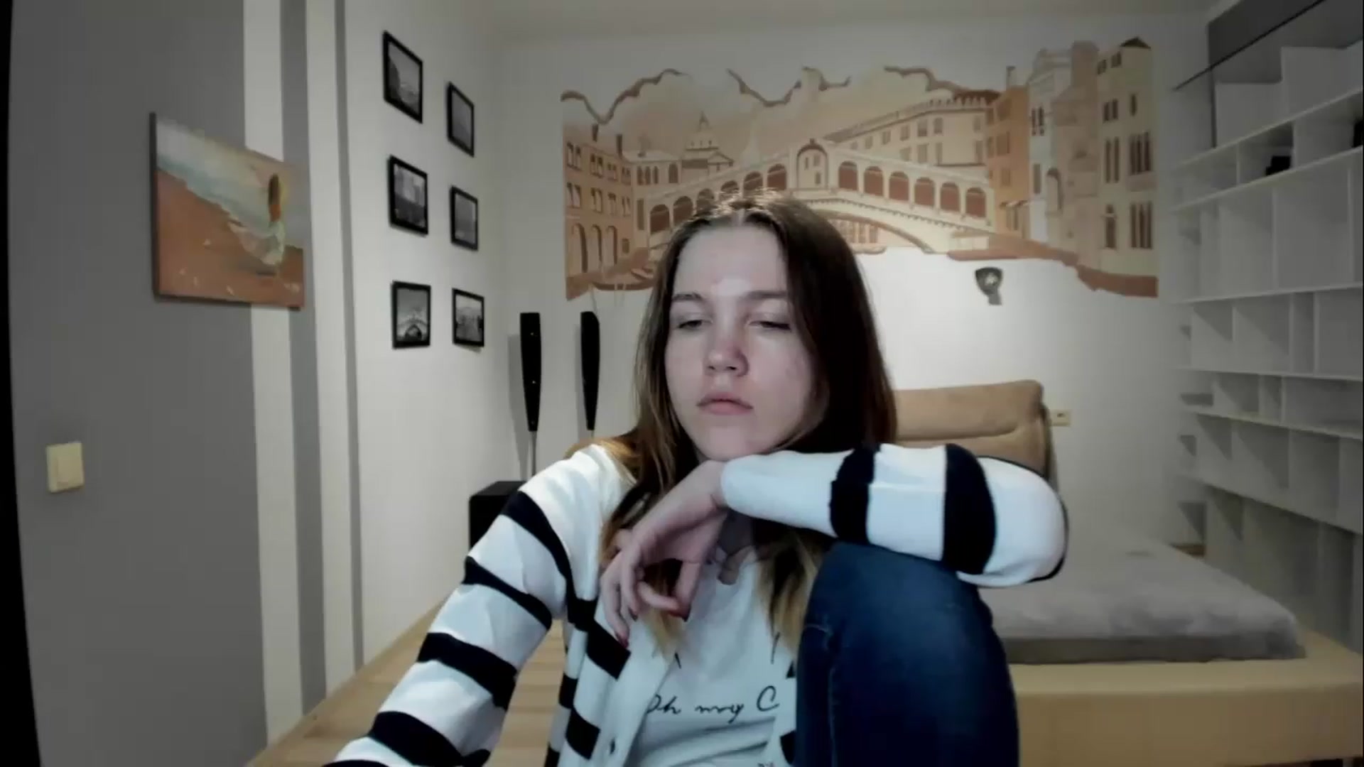 Gallery image thumbnail from KateGordon's myfreecams stream on, 04/09/2023, 10:53 image 15 of 20