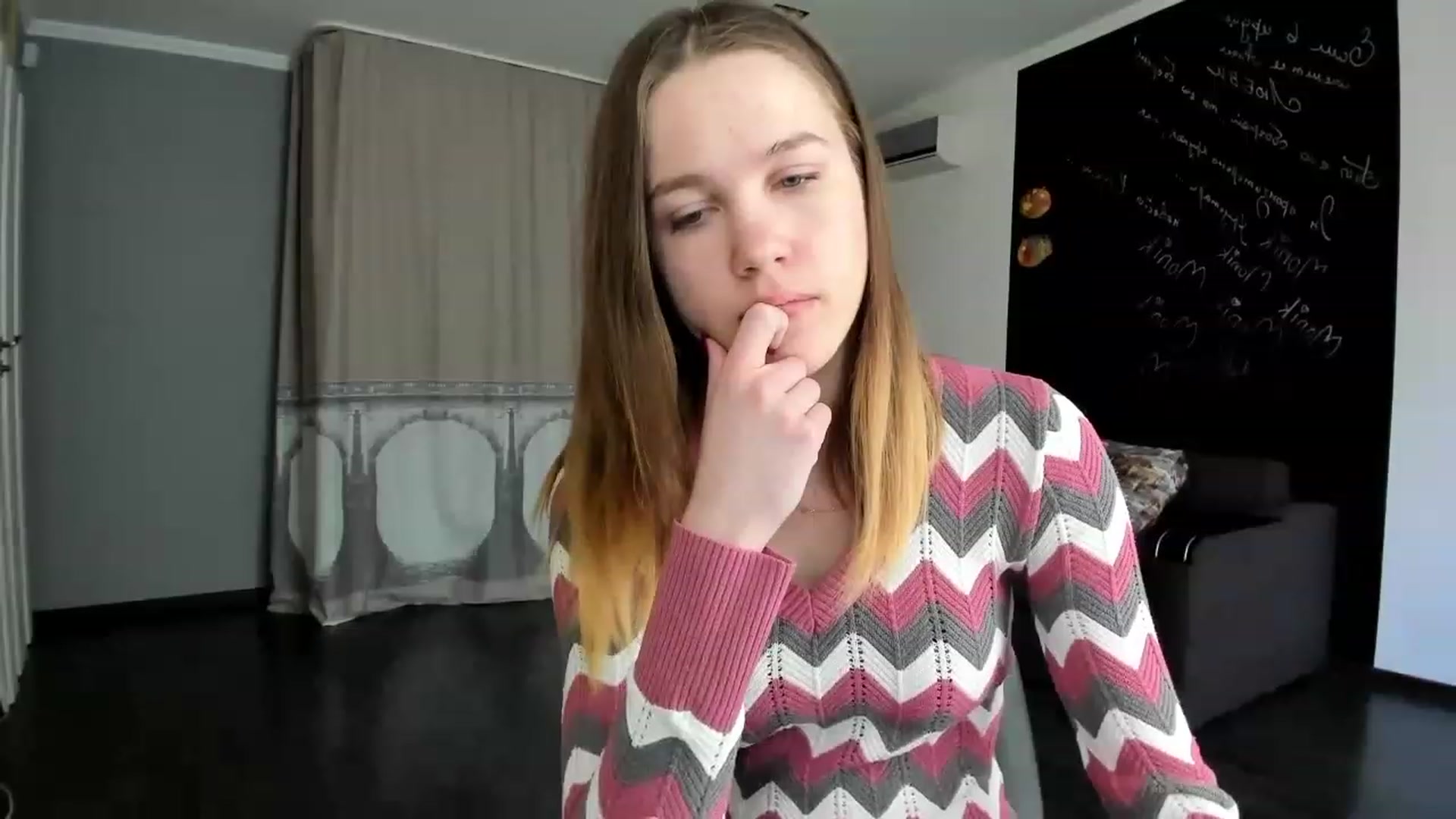 Gallery image thumbnail from KateGordon's myfreecams stream on, 04/10/2023, 10:41 image 10 of 20