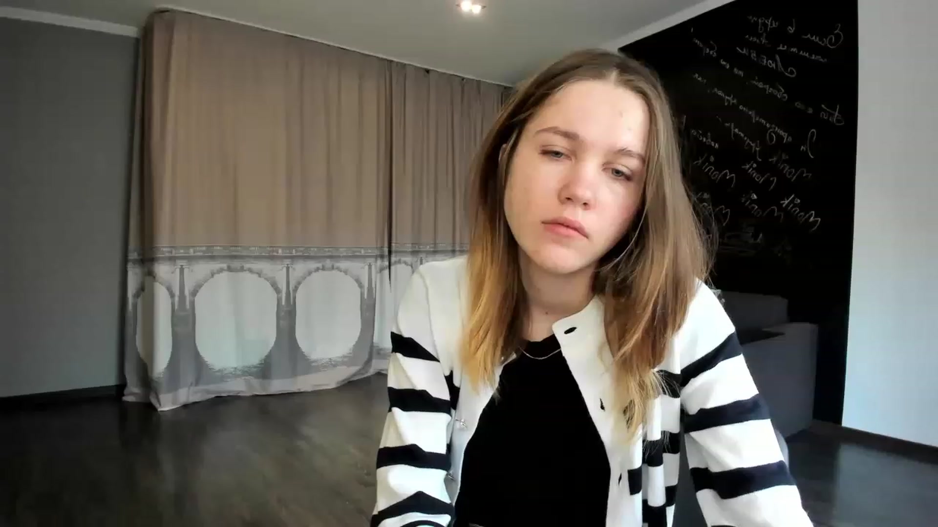 Gallery image thumbnail from KateGordon's myfreecams stream on, 04/12/2023, 11:14 image 19 of 20