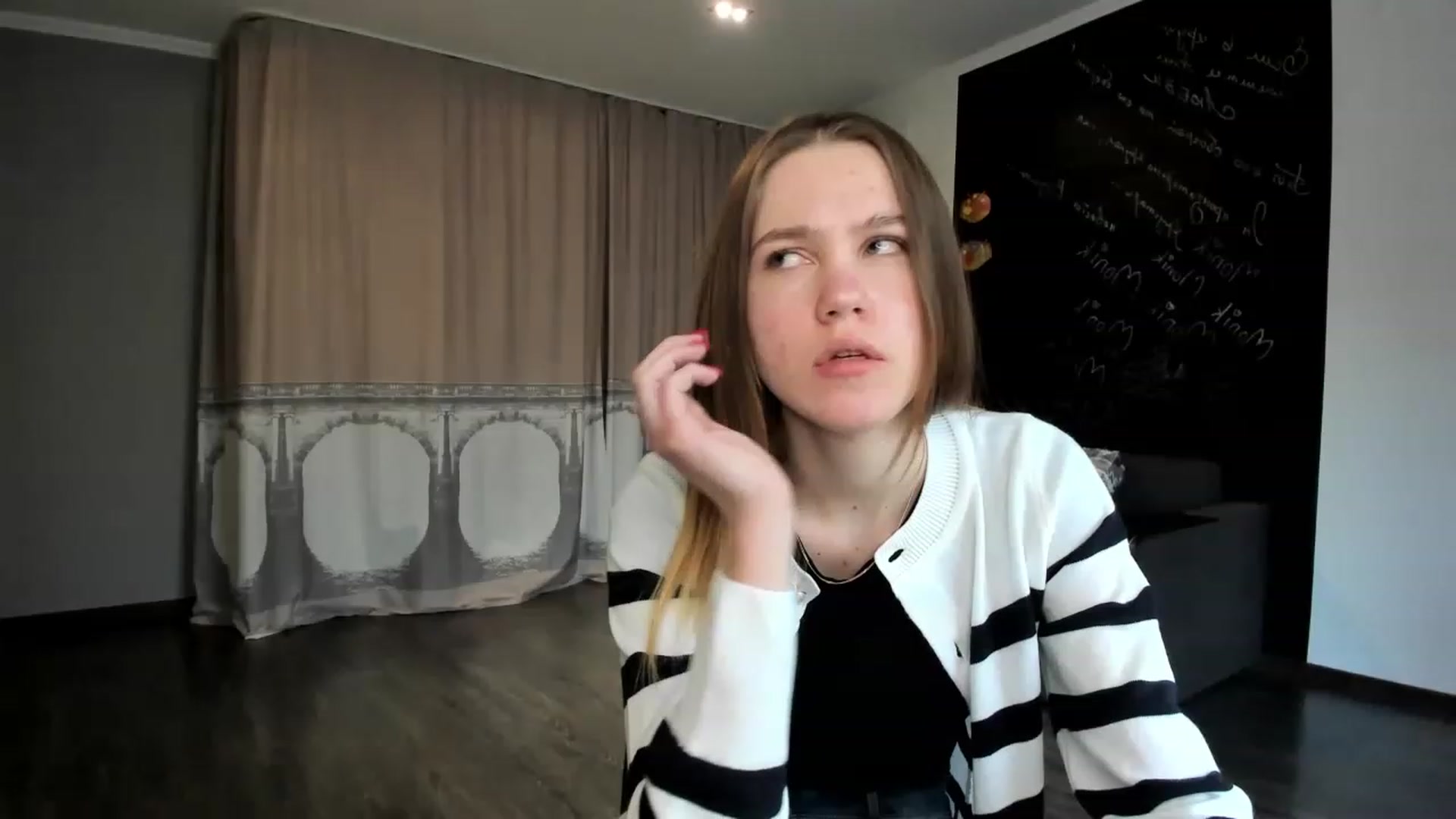 Gallery image thumbnail from KateGordon's myfreecams stream on, 04/12/2023, 11:14 image 3 of 20