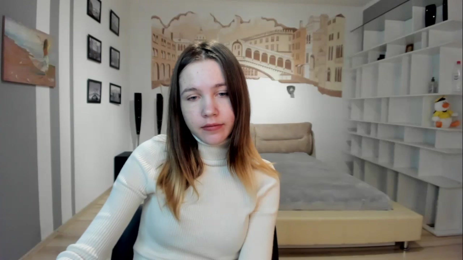 Gallery image thumbnail from KateGordon's myfreecams stream on, 04/17/2023, 09:38 image 8 of 20