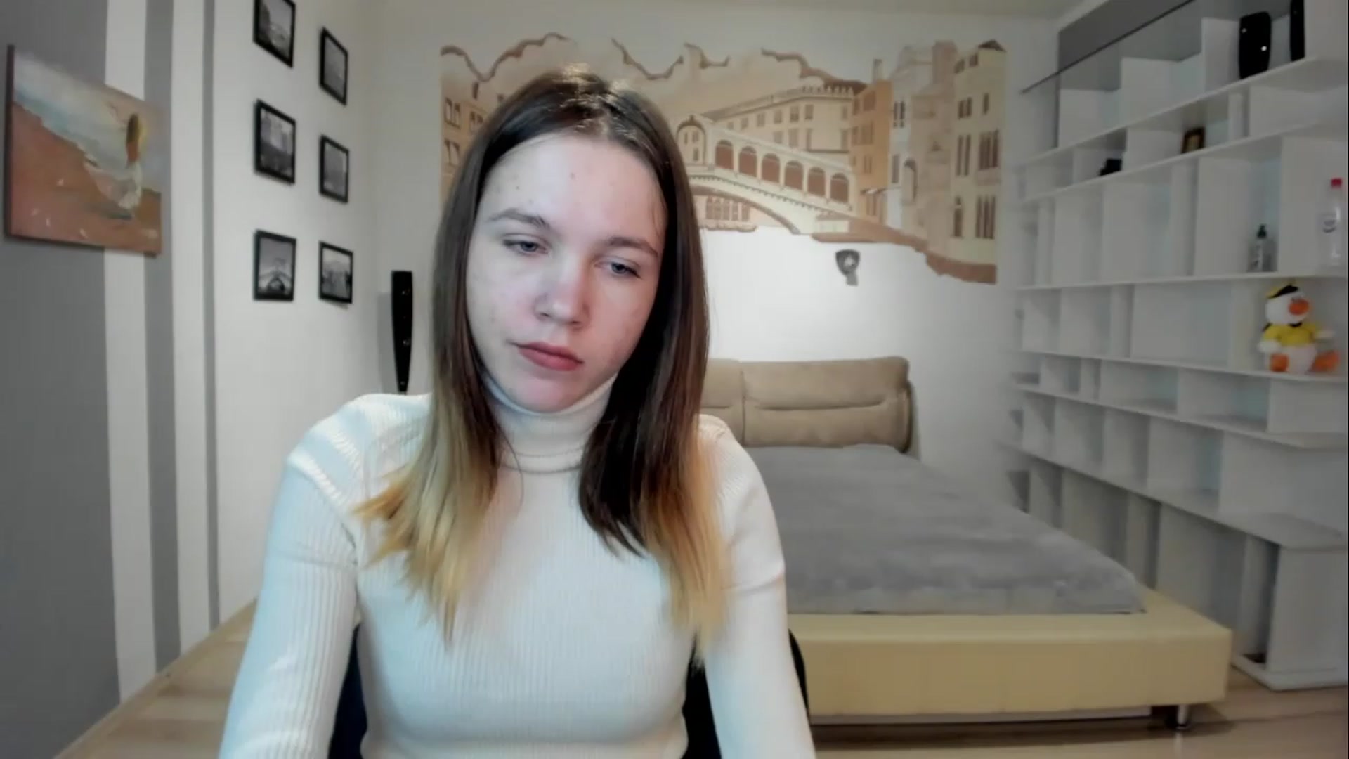 Gallery image thumbnail from KateGordon's myfreecams stream on, 04/17/2023, 09:38 image 1 of 20