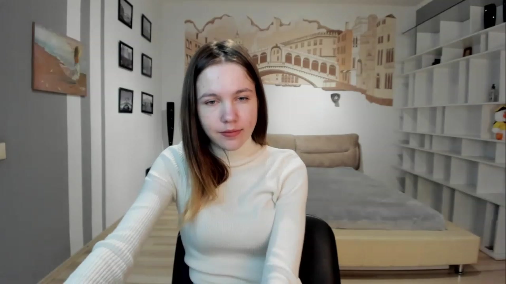 Gallery image thumbnail from KateGordon's myfreecams stream on, 04/17/2023, 11:01 image 14 of 20