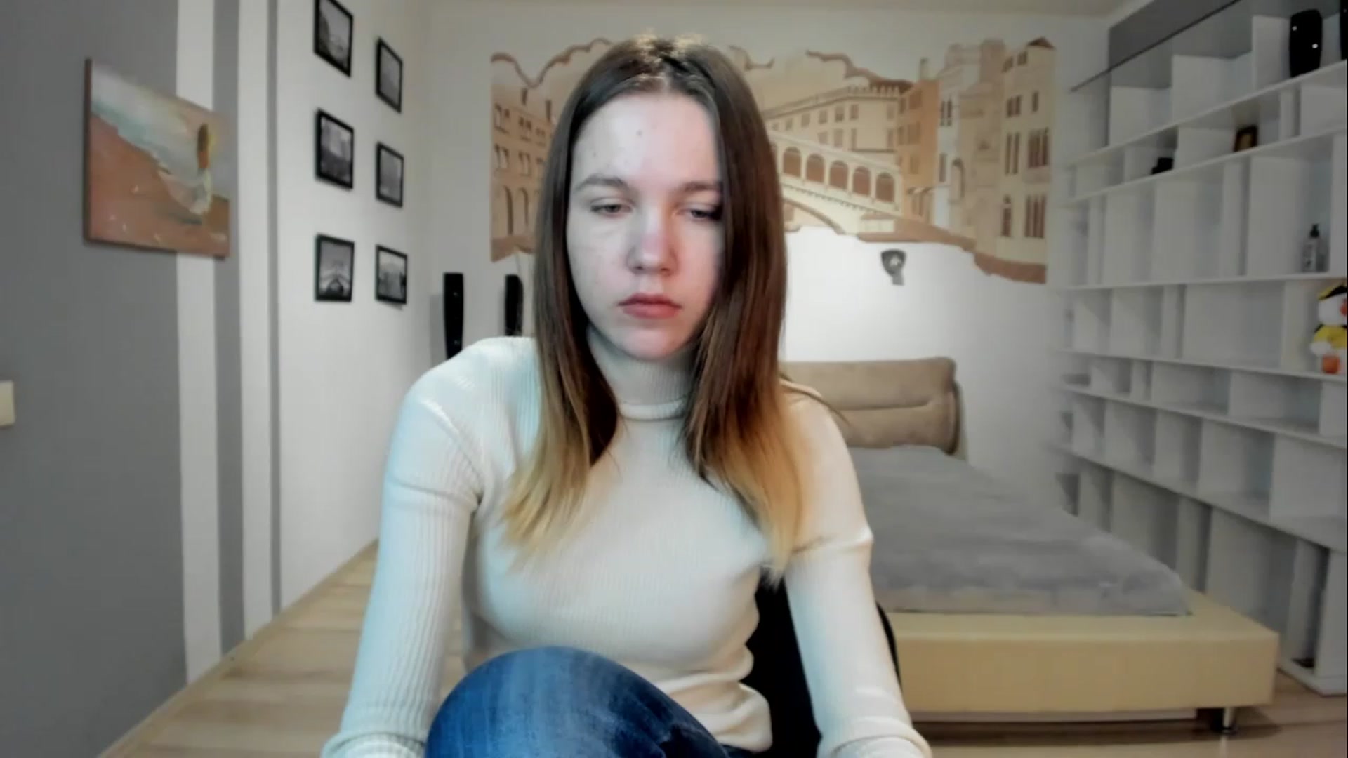 Gallery image thumbnail from KateGordon's myfreecams stream on, 04/17/2023, 11:01 image 2 of 20