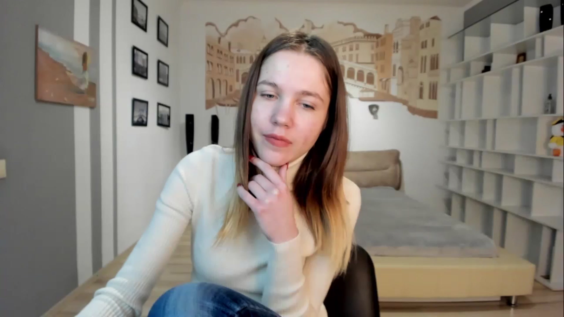 Gallery image thumbnail from KateGordon's myfreecams stream on, 04/17/2023, 11:01 image 12 of 20