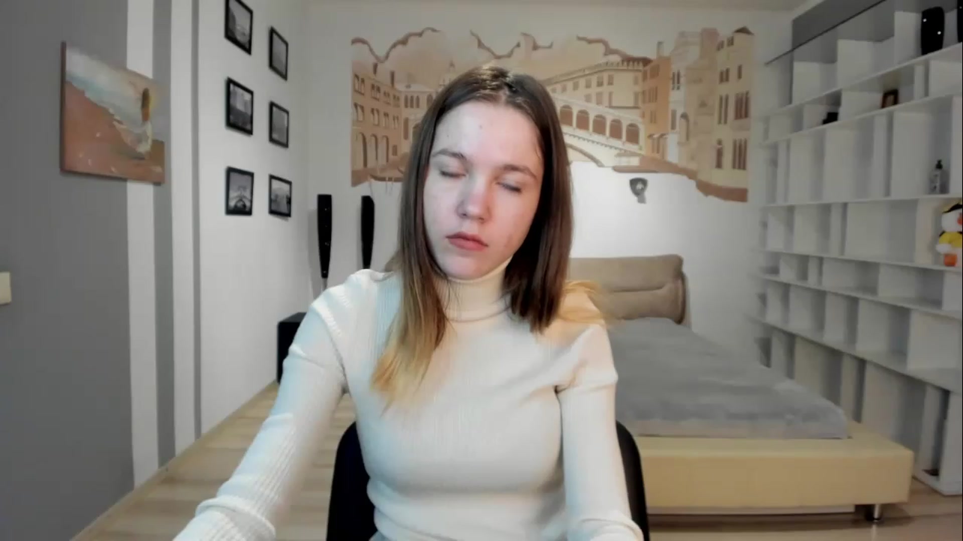Gallery image thumbnail from KateGordon's myfreecams stream on, 04/17/2023, 11:01 image 17 of 20