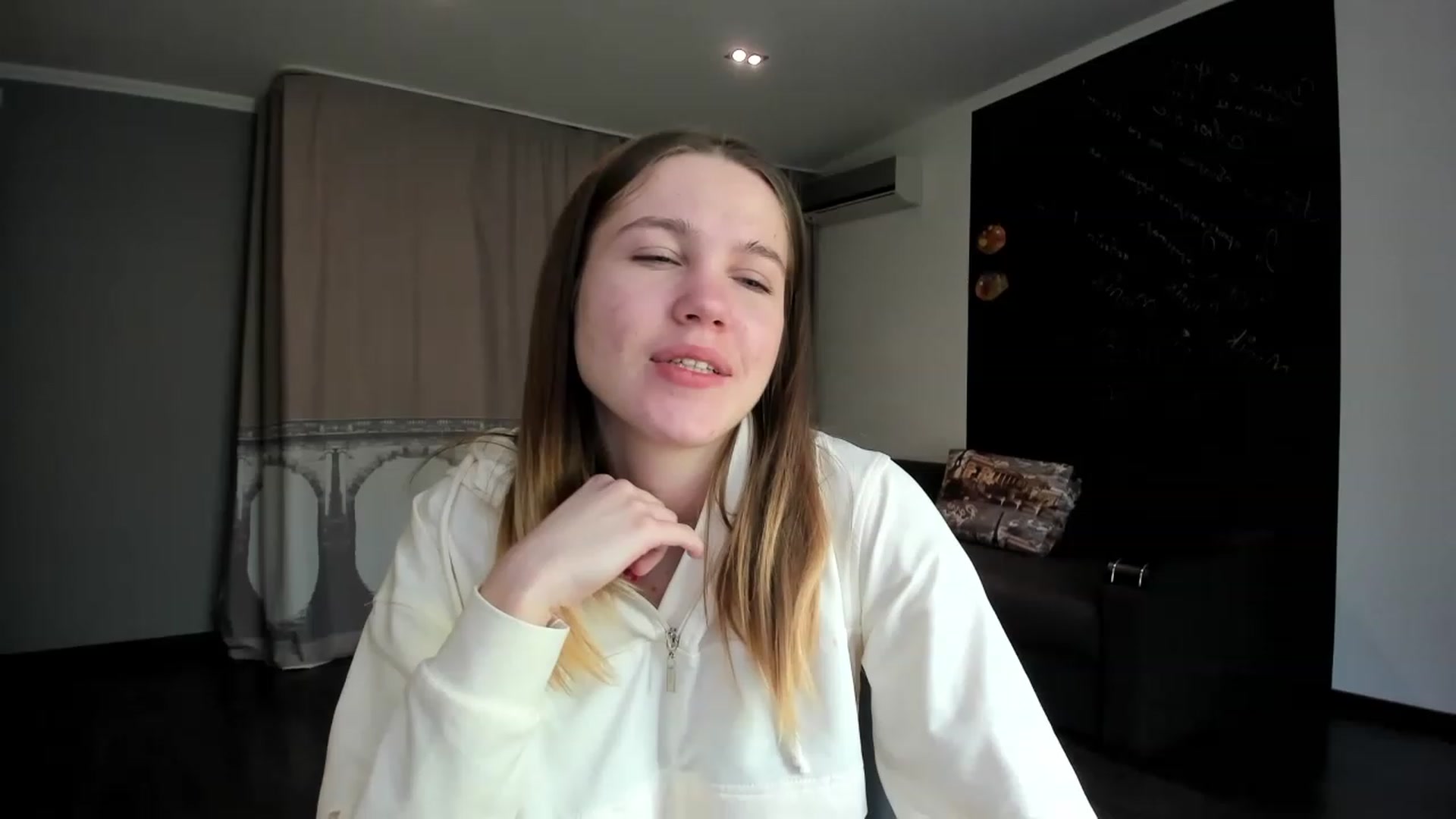 Gallery image thumbnail from KateGordon's myfreecams stream on, 04/19/2023, 11:08 image 1 of 20