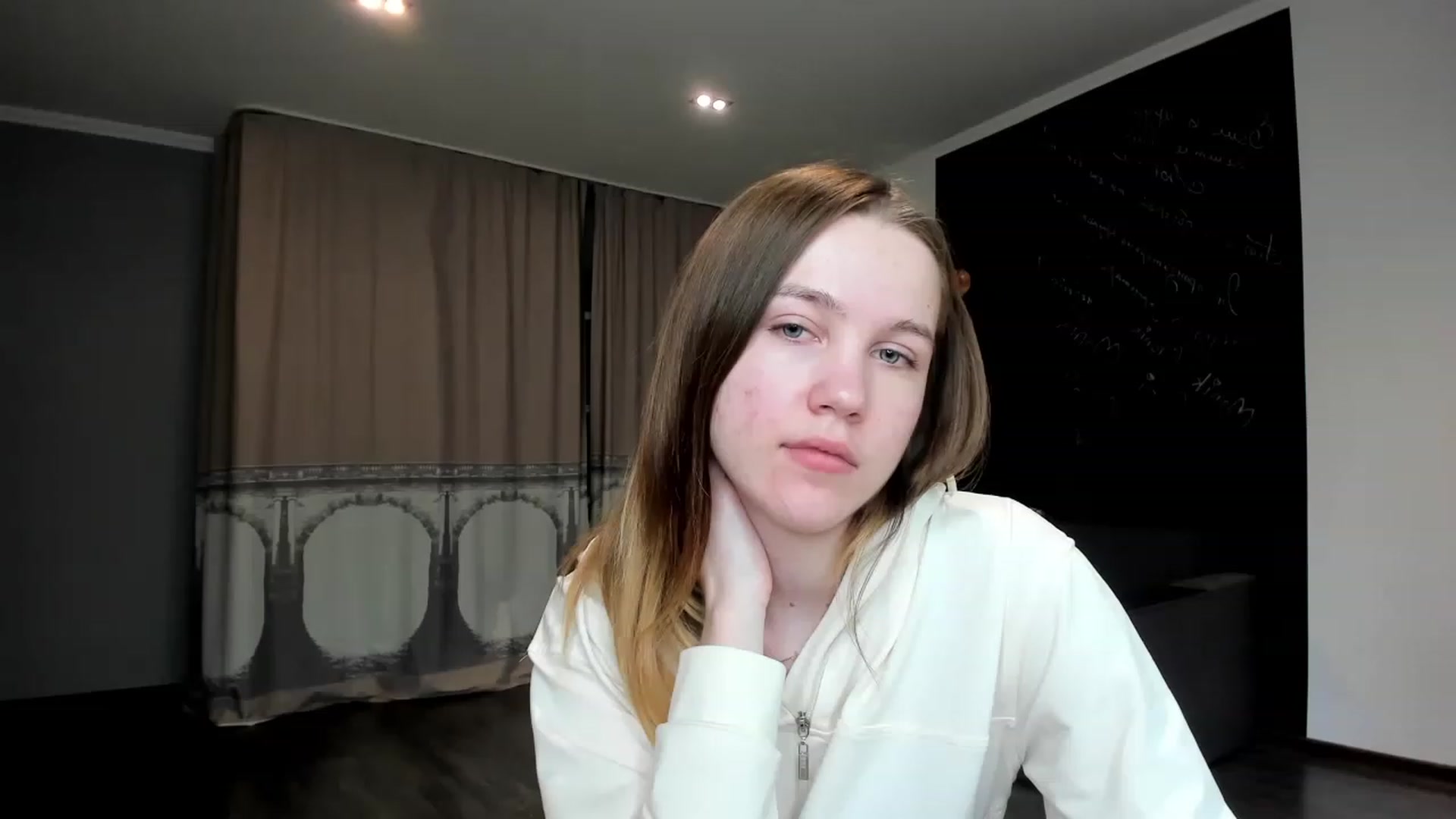 Gallery image thumbnail from KateGordon's myfreecams stream on, 04/29/2023, 10:52 image 3 of 20