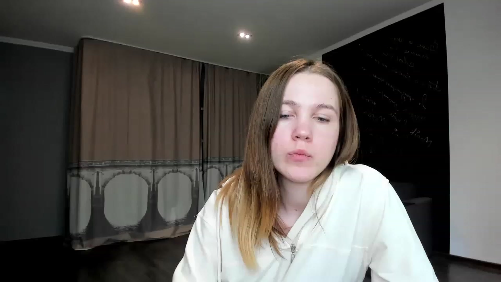 Gallery image thumbnail from KateGordon's myfreecams stream on, 04/29/2023, 10:52 image 4 of 20