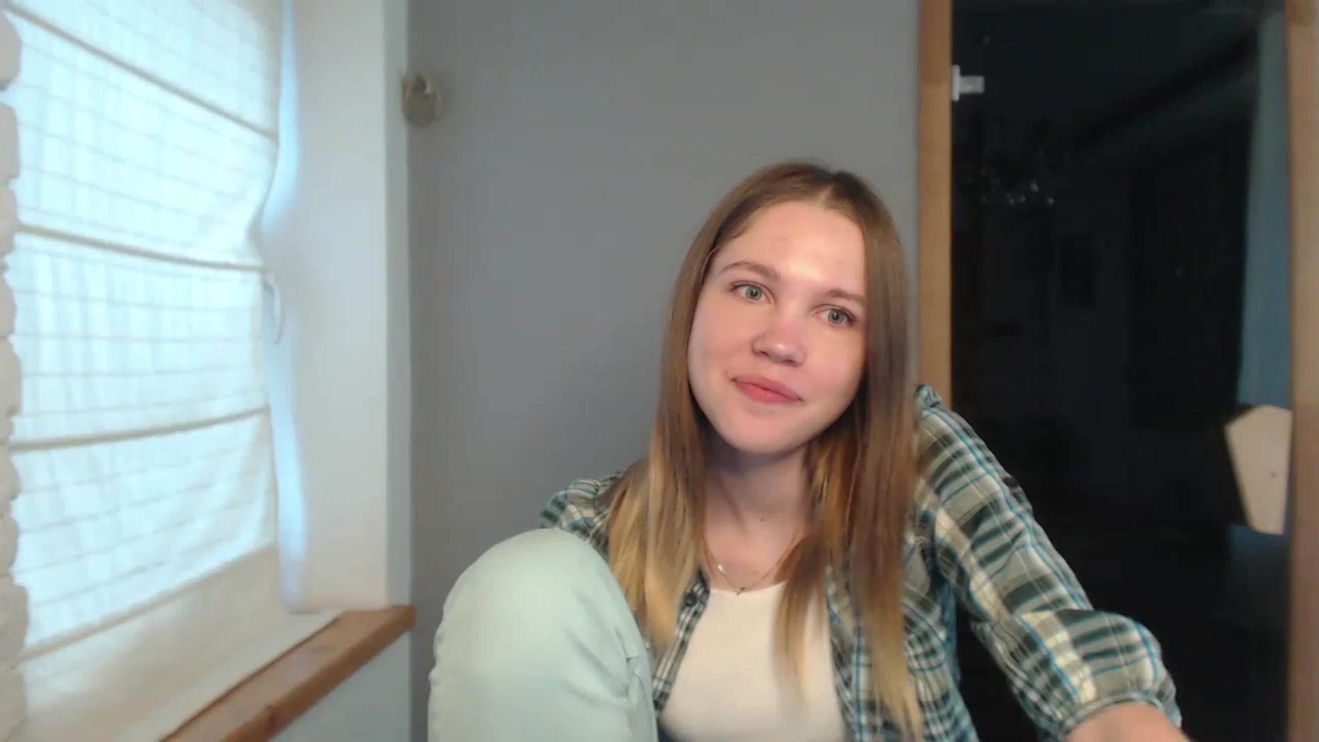 Gallery image thumbnail from KateGordon's myfreecams stream on, 06/06/2023, 09:49 image 8 of 20