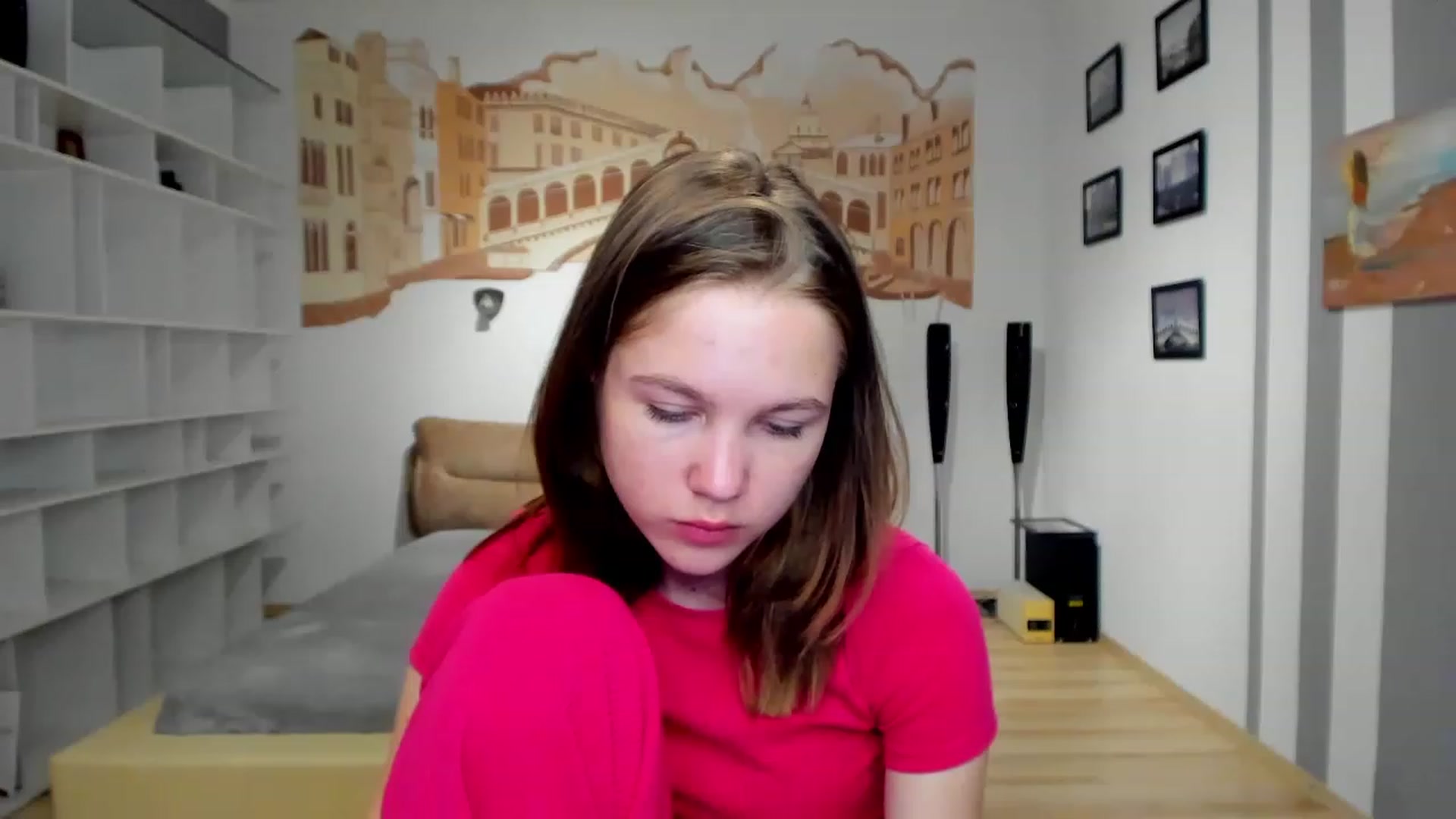 Gallery image thumbnail from KateGordon's myfreecams stream on, 07/10/2023, 07:39 image 4 of 20