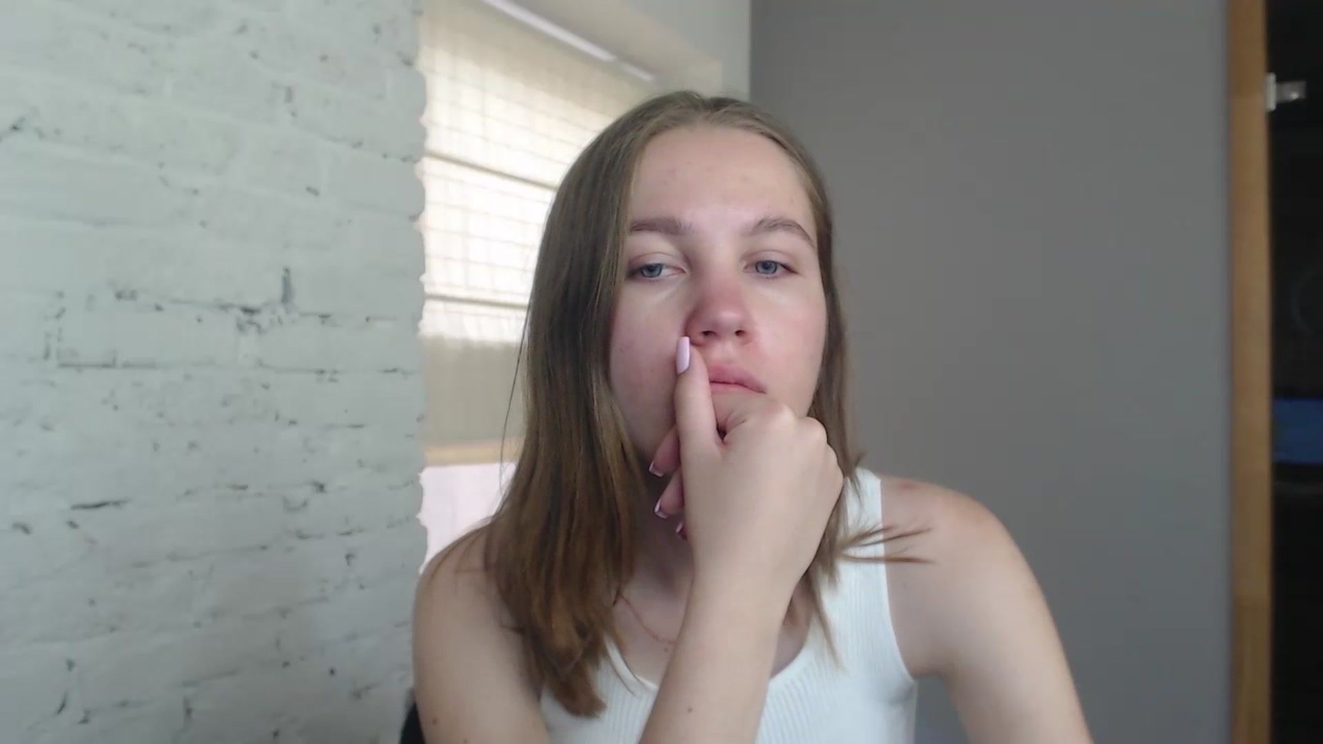 Gallery image thumbnail from KateGordon's myfreecams stream on, 07/12/2023, 08:54 image 4 of 20