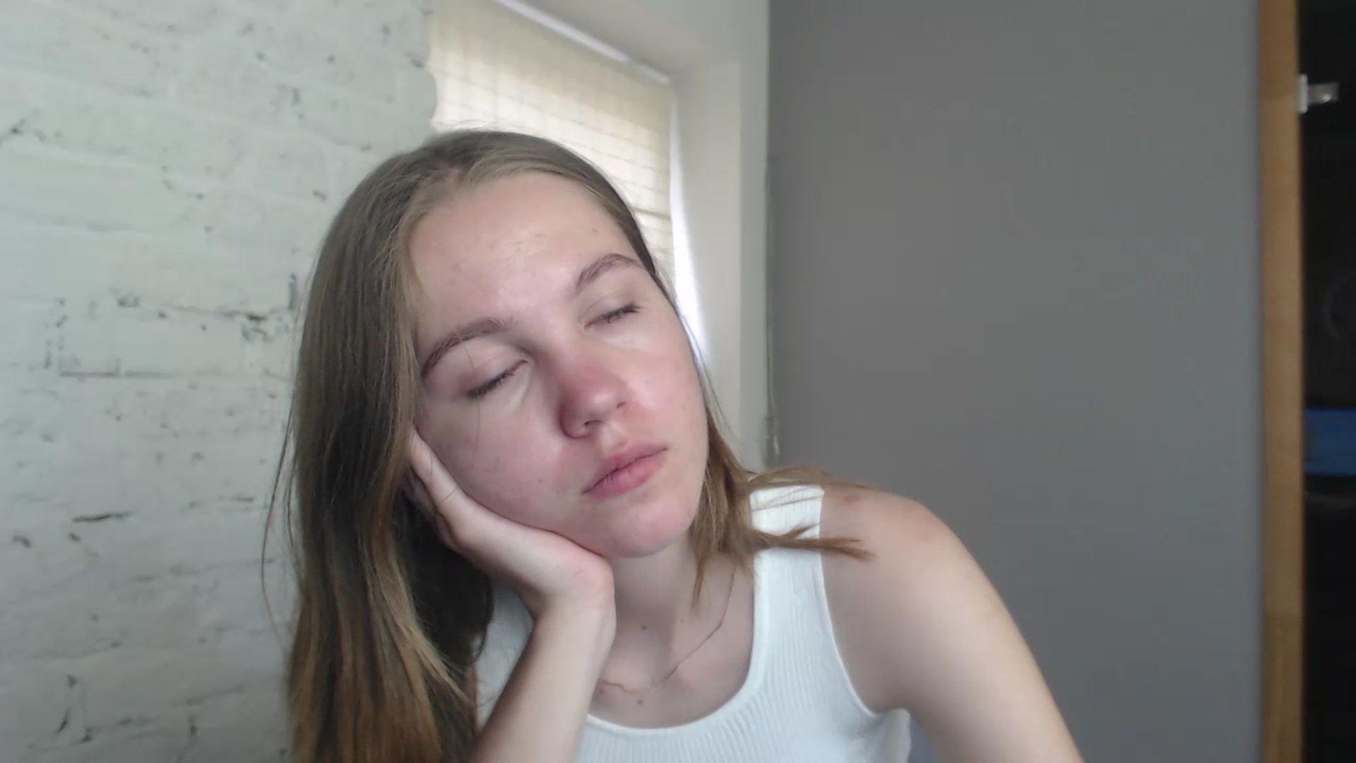 Gallery image thumbnail from KateGordon's myfreecams stream on, 07/12/2023, 08:54 image 1 of 20