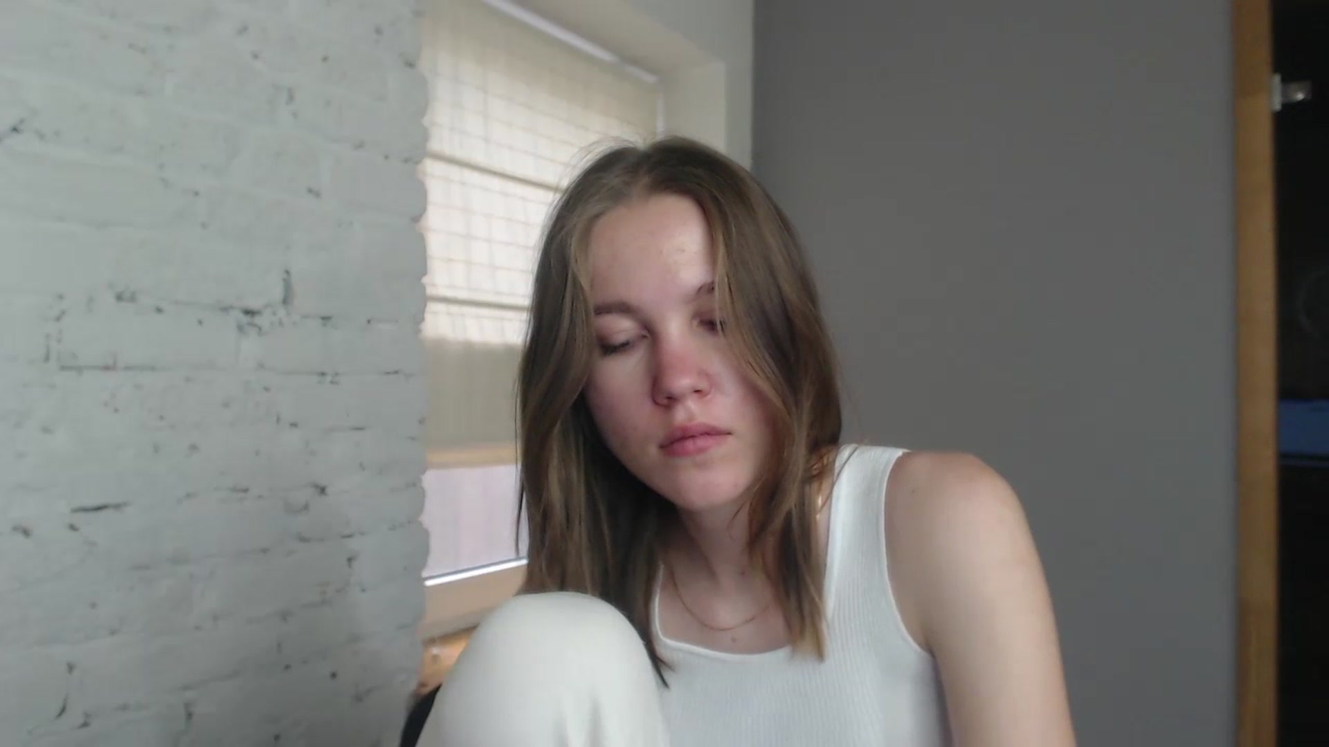 Gallery image thumbnail from KateGordon's myfreecams stream on, 07/12/2023, 08:54 image 16 of 20