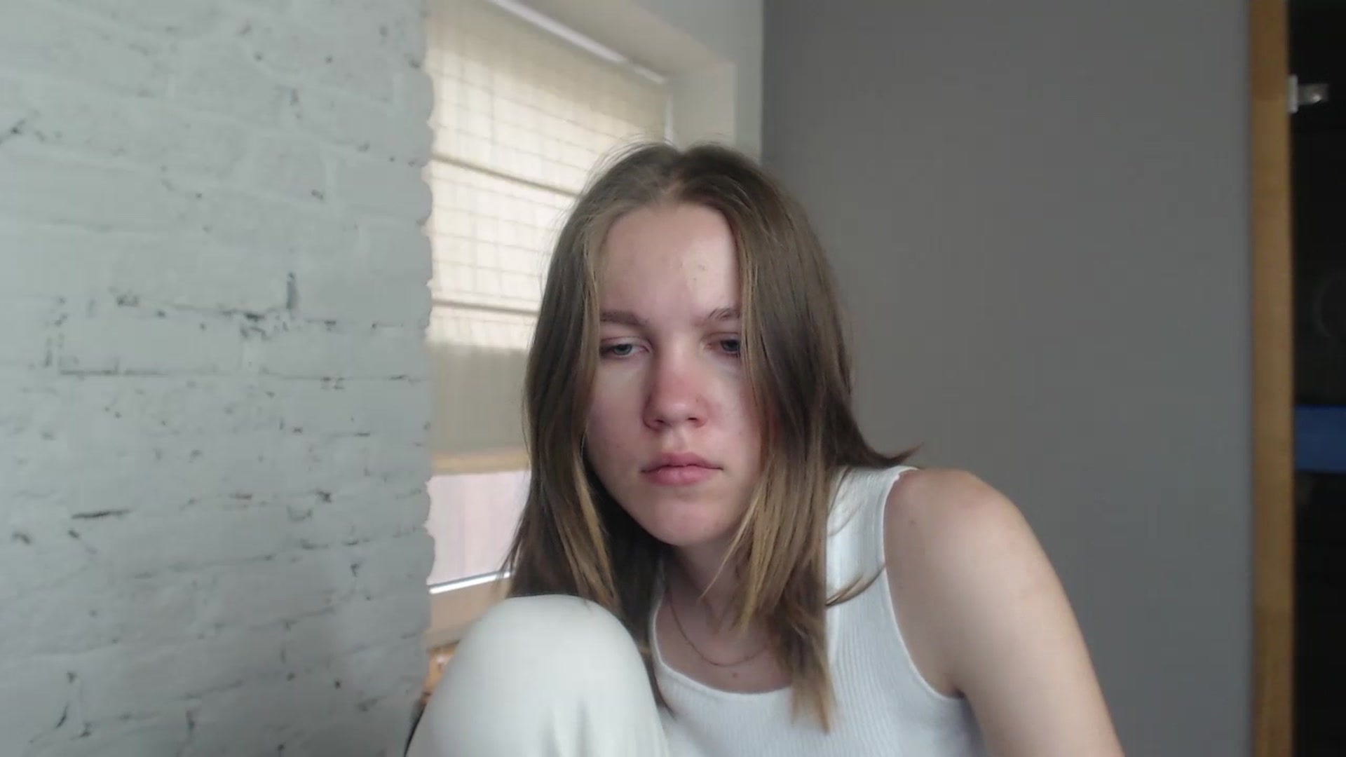 Gallery image thumbnail from KateGordon's myfreecams stream on, 07/12/2023, 08:54 image 13 of 20