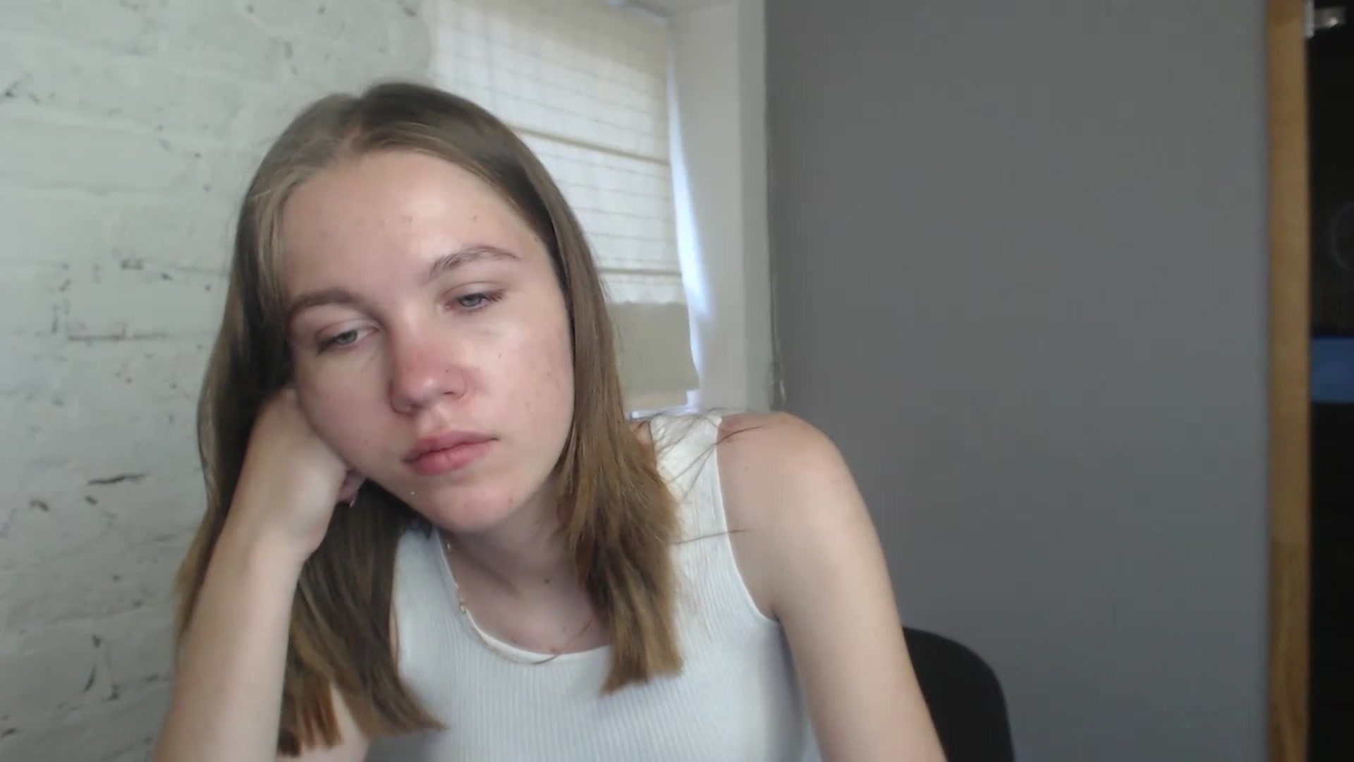 Gallery image thumbnail from KateGordon's myfreecams stream on, 07/12/2023, 10:27 image 2 of 20
