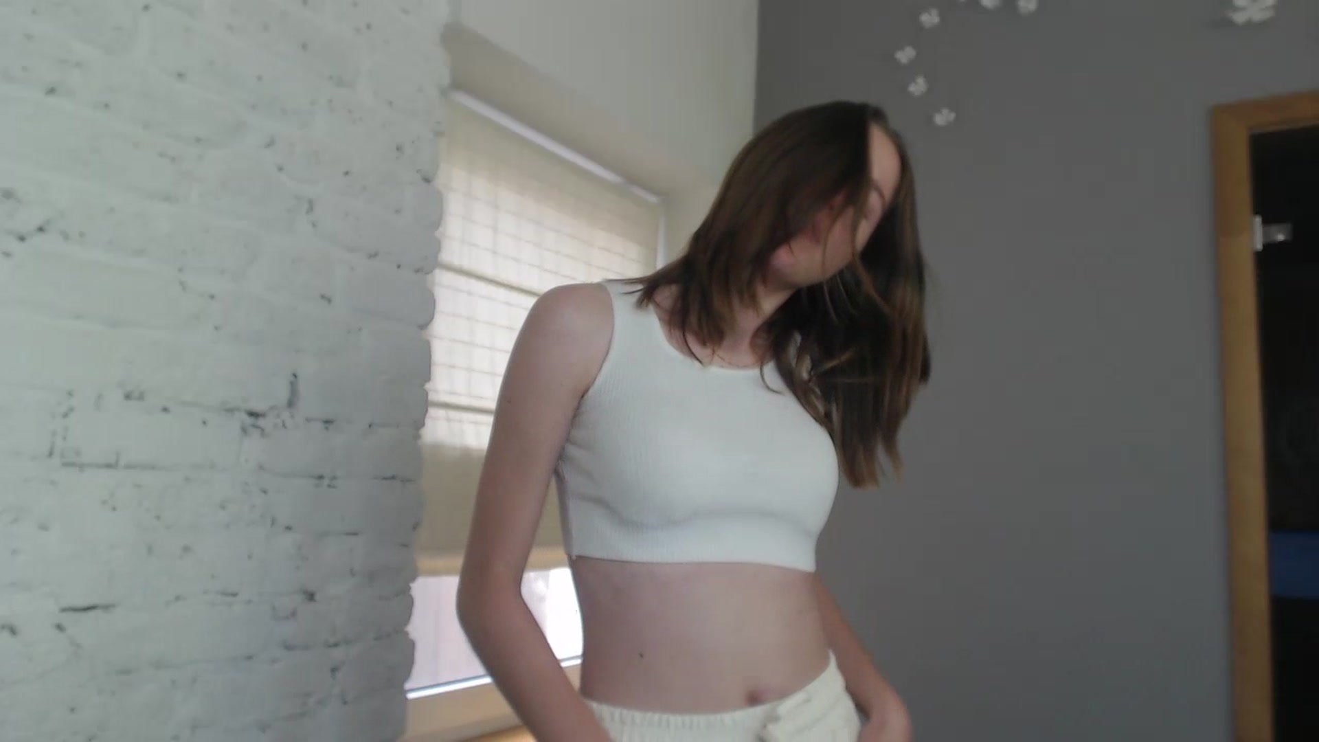 Gallery image thumbnail from KateGordon's myfreecams stream on, 07/12/2023, 10:27 image 14 of 20