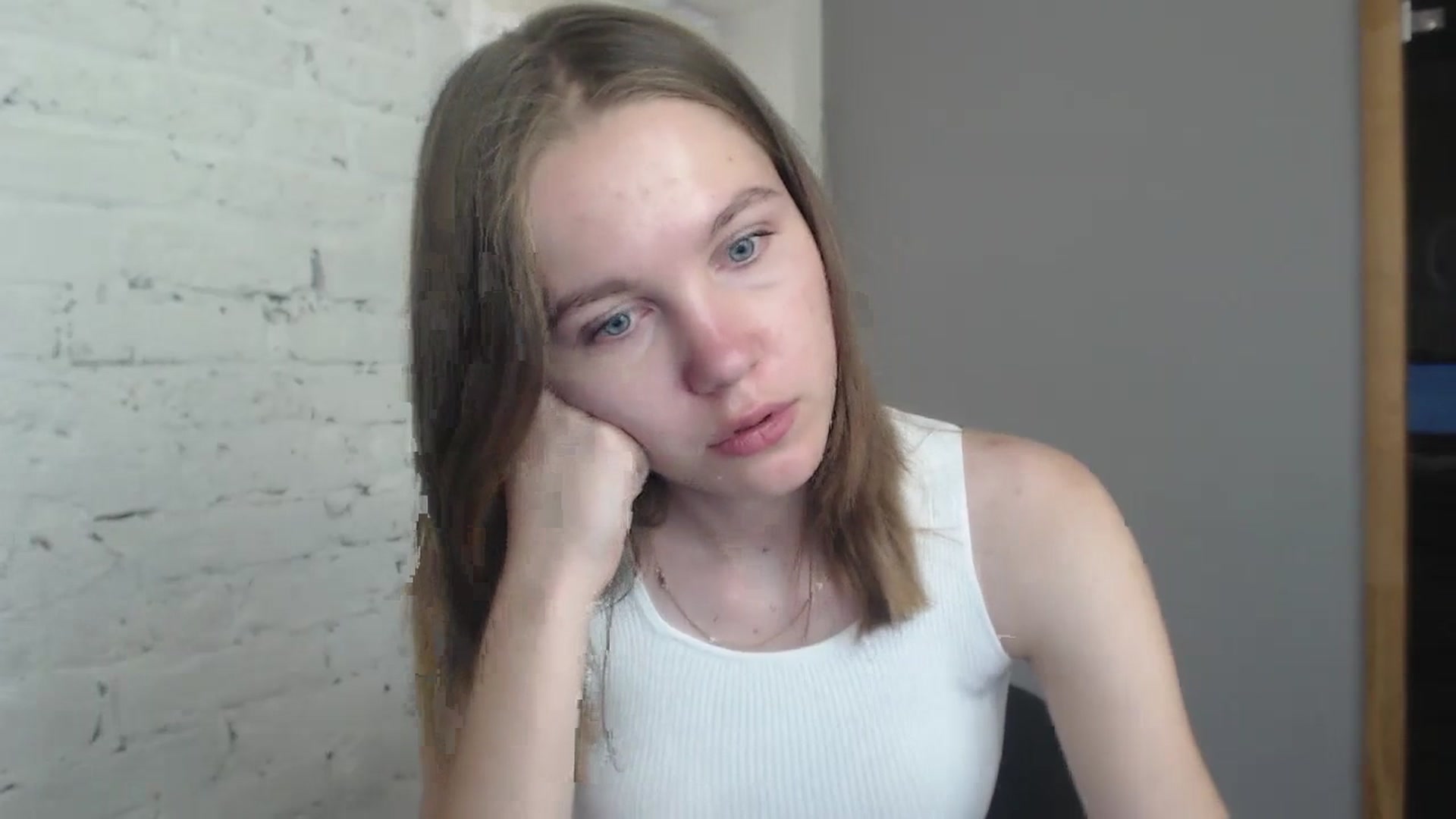 Gallery image thumbnail from KateGordon's myfreecams stream on, 07/12/2023, 10:27 image 11 of 20