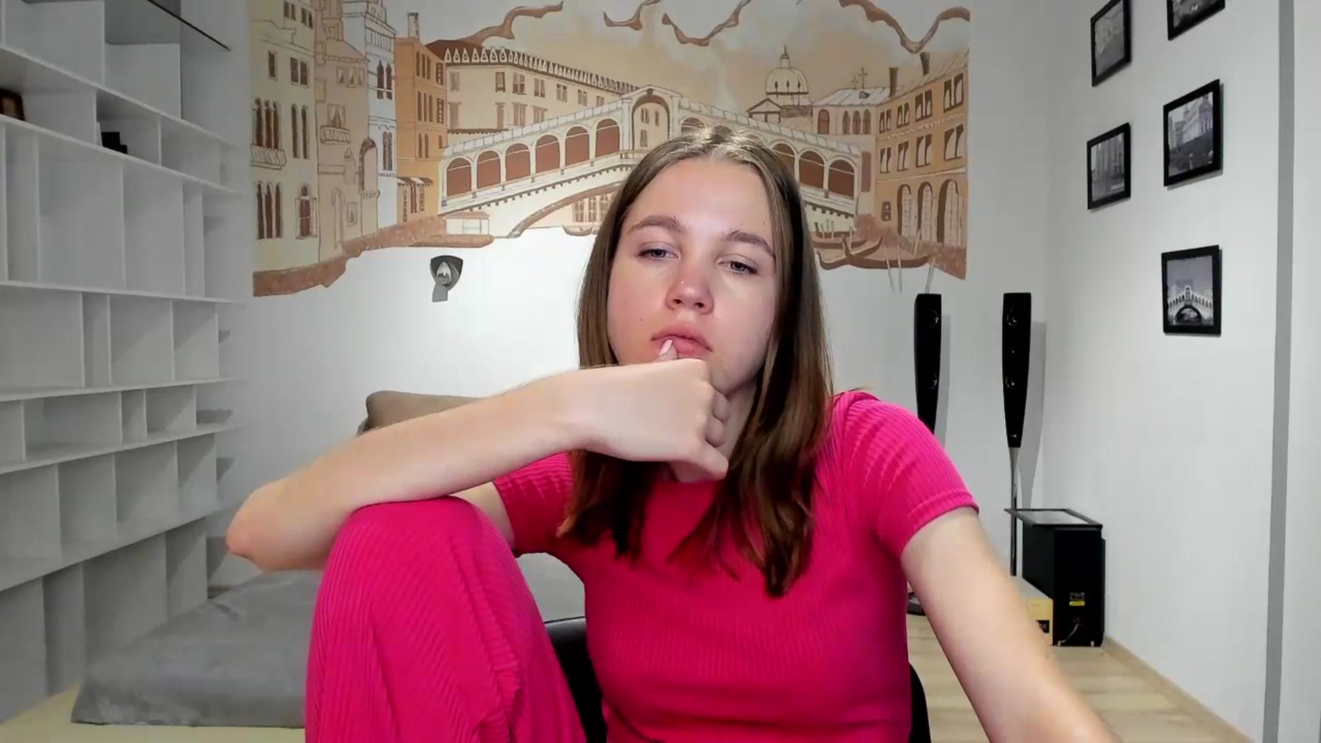Gallery image thumbnail from KateGordon's myfreecams stream on, 07/19/2023, 09:47 image 14 of 20