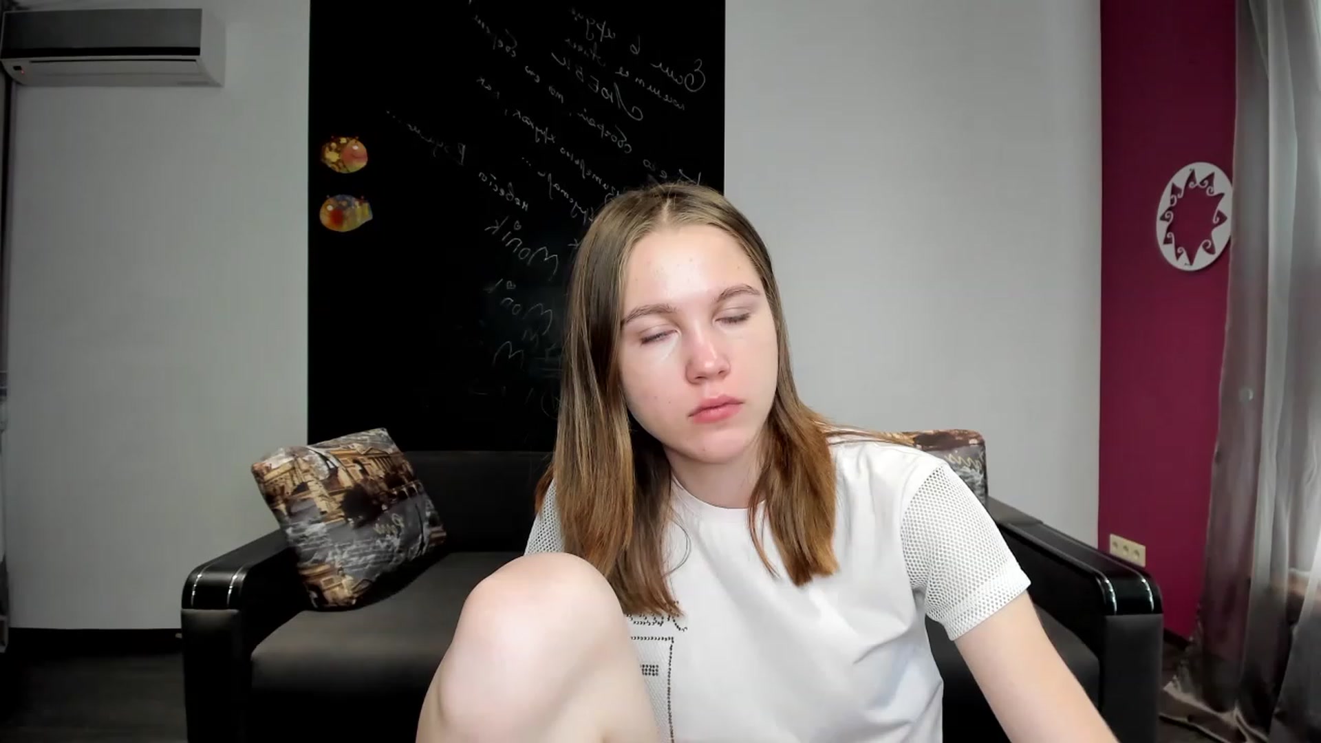 Gallery image thumbnail from KateGordon's myfreecams stream on, 07/24/2023, 09:17 image 1 of 20