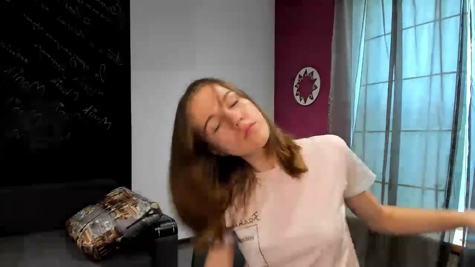 Gallery image thumbnail from KateGordon's myfreecams stream on, 08/07/2023, 11:05 image 3 of 20