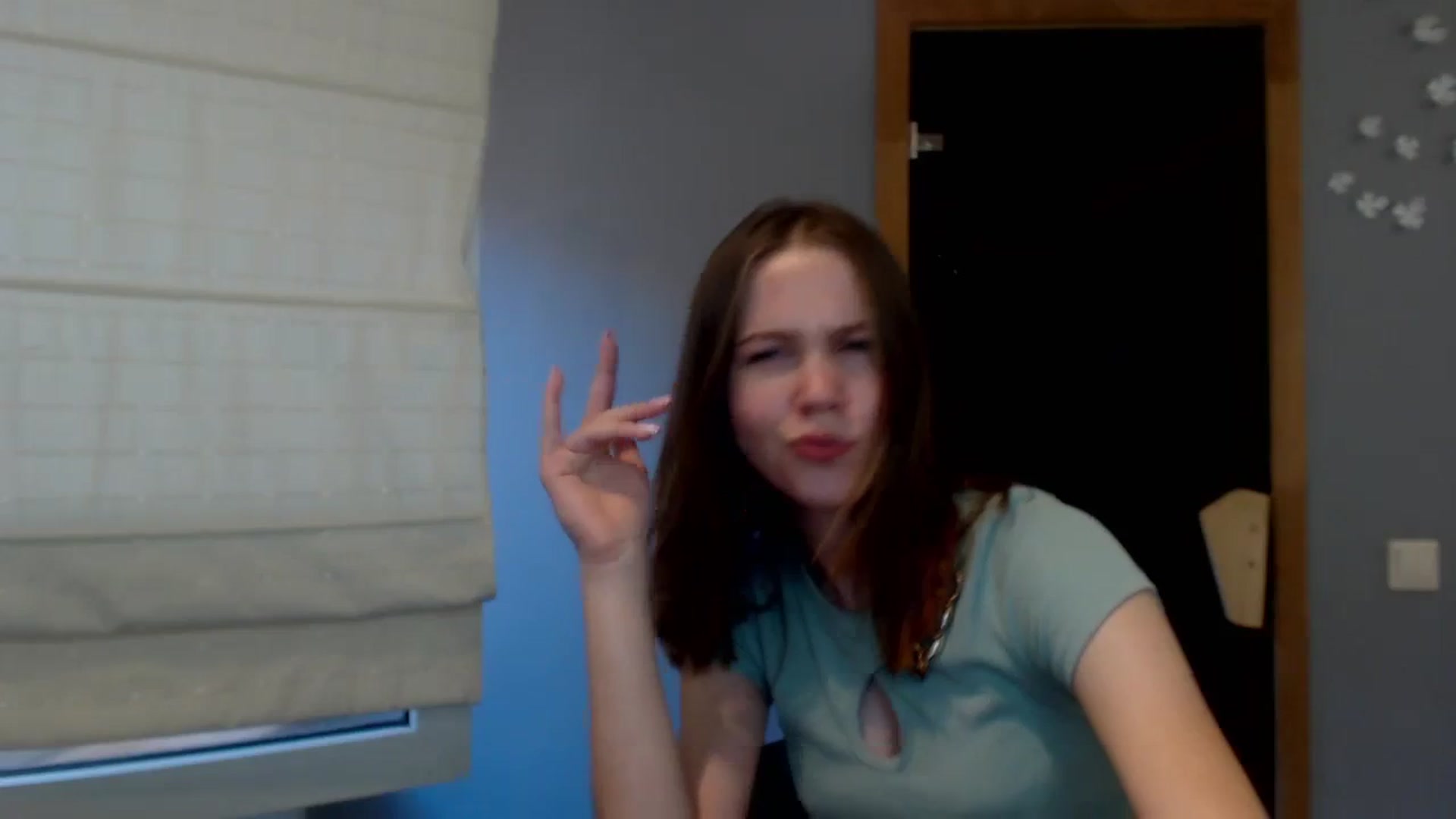 Gallery image thumbnail from KateGordon's myfreecams stream on, 08/08/2023, 11:02 image 18 of 20