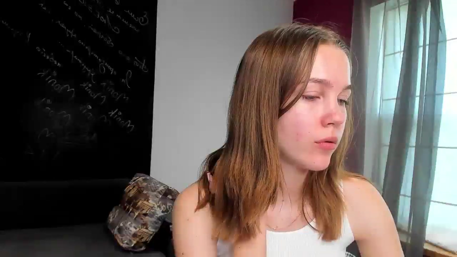 Gallery image thumbnail from KateGordon's myfreecams stream on, 08/09/2023, 10:52 image 18 of 20