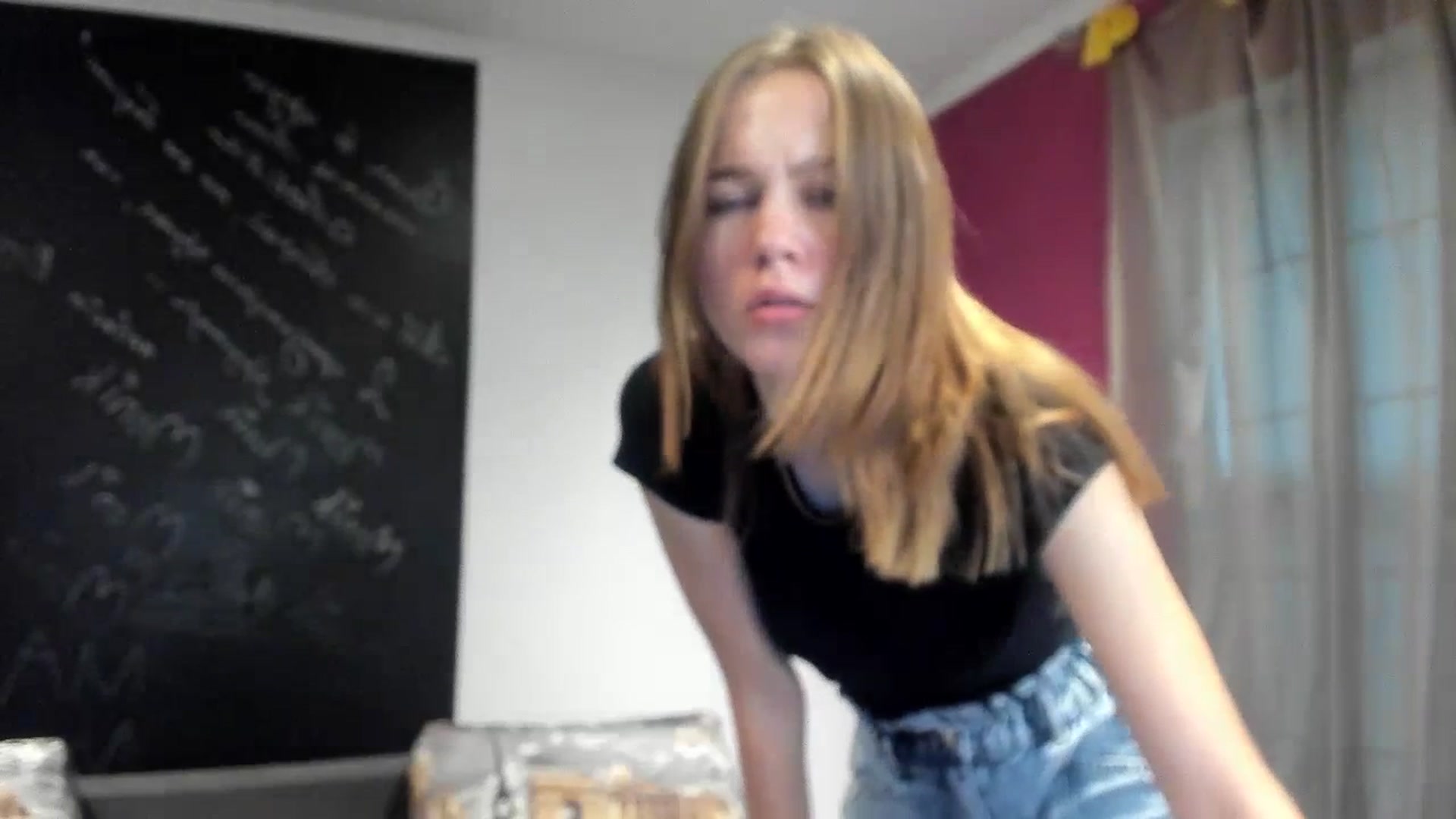 Gallery image thumbnail from KateGordon's myfreecams stream on, 08/11/2023, 09:55 image 2 of 20