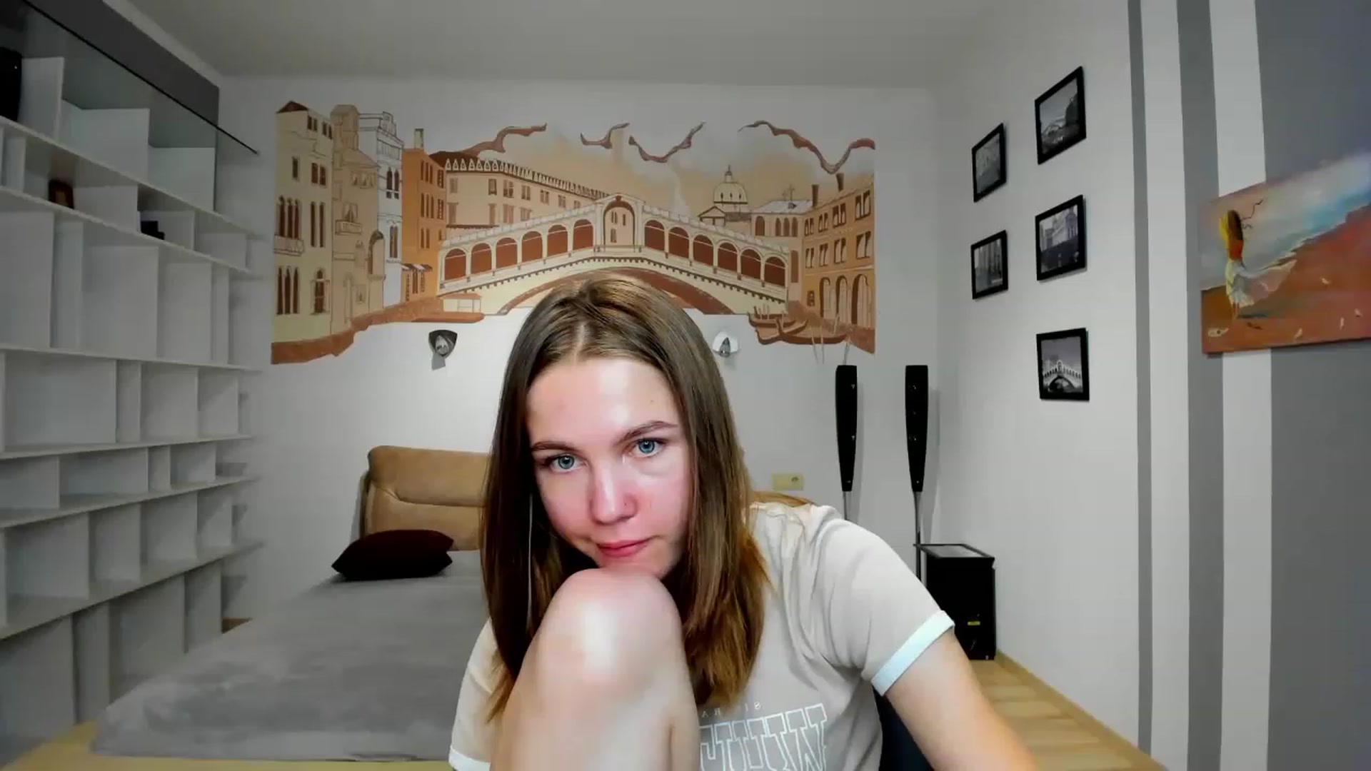 Gallery image thumbnail from KateGordon's myfreecams stream on, 08/14/2023, 10:48 image 4 of 20