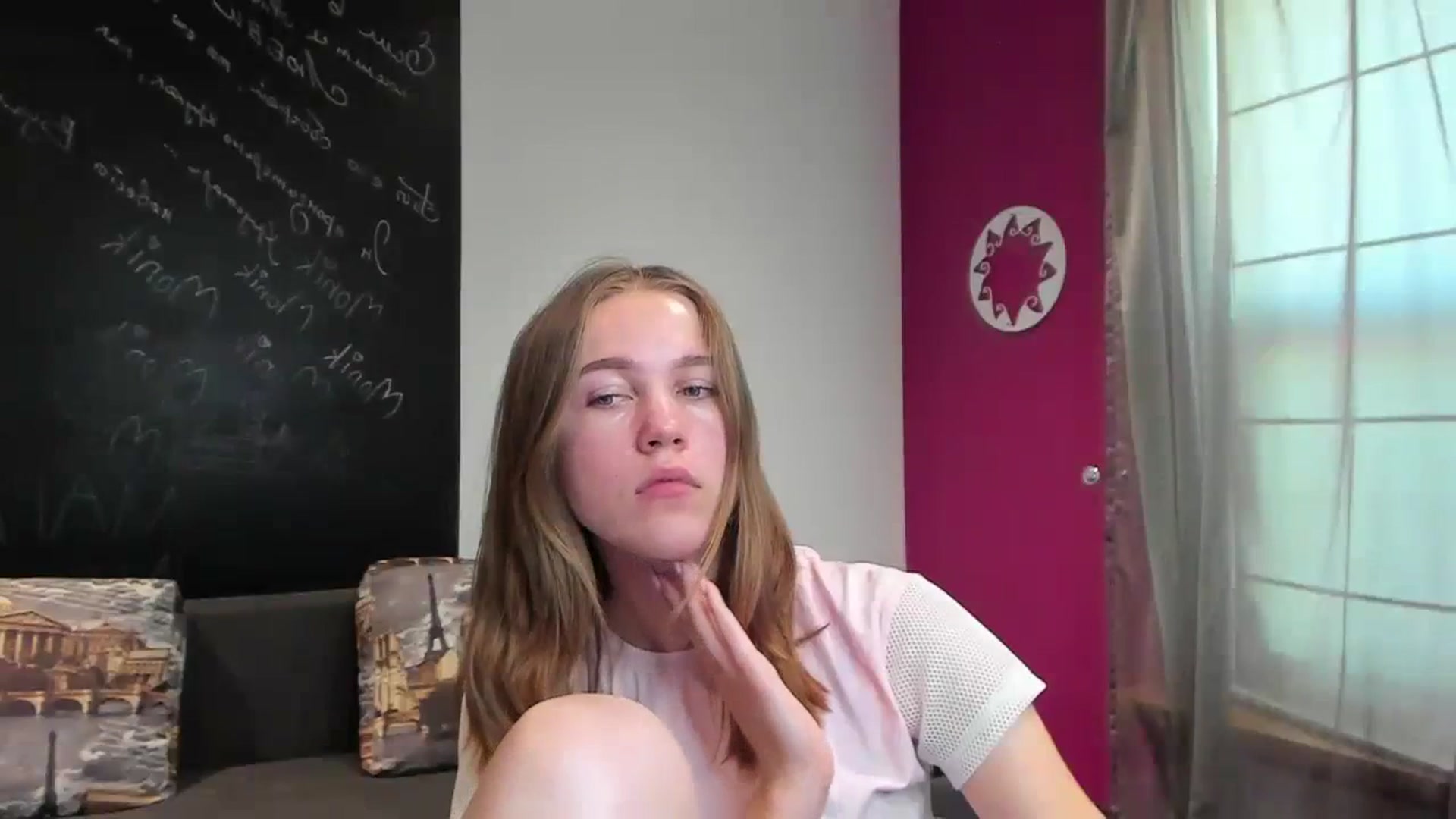 Gallery image thumbnail from KateGordon's myfreecams stream on, 08/16/2023, 11:03 image 11 of 20