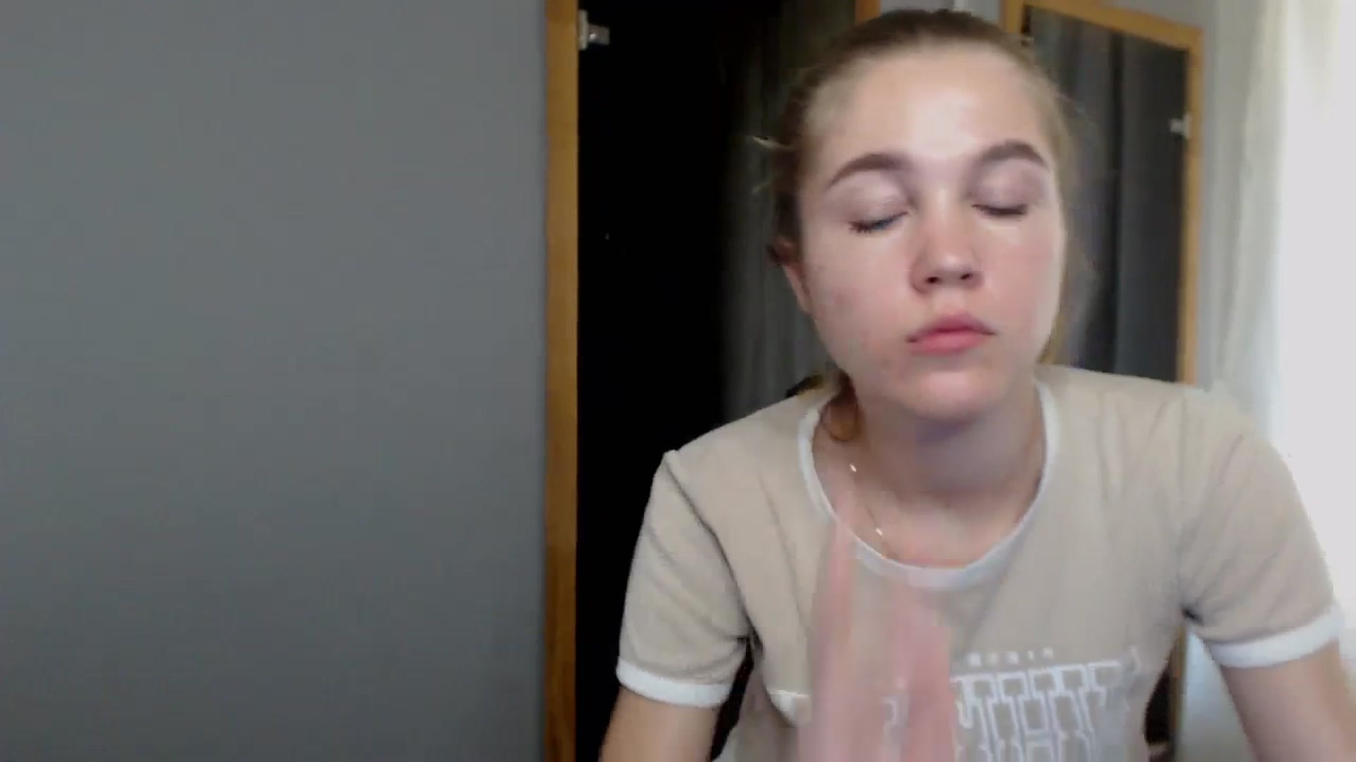 Gallery image thumbnail from KateGordon's myfreecams stream on, 08/29/2023, 07:22 image 18 of 20