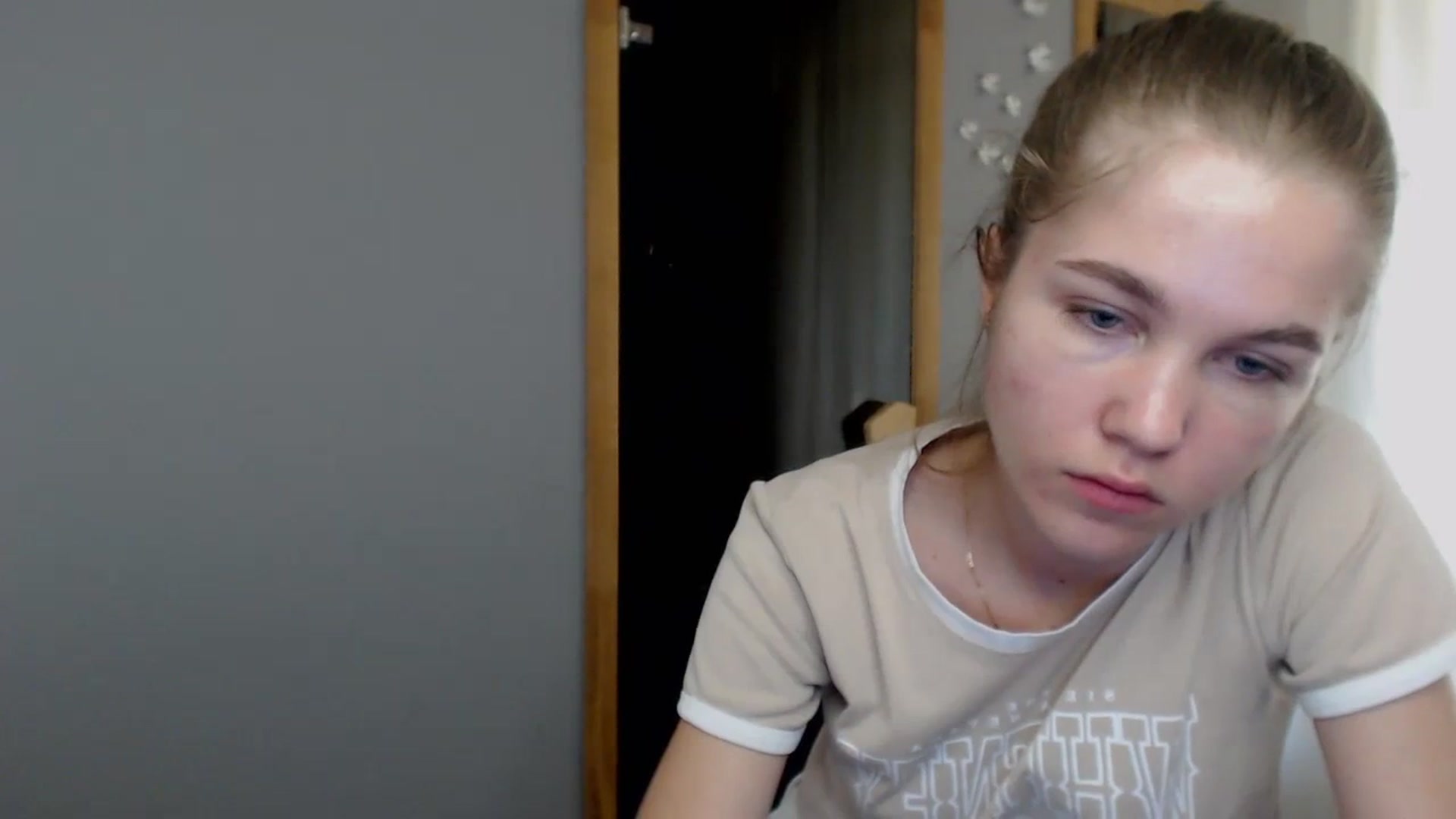 Gallery image thumbnail from KateGordon's myfreecams stream on, 08/29/2023, 07:22 image 17 of 20