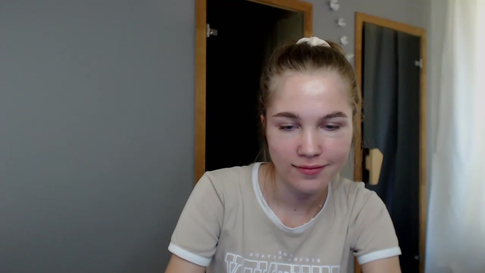 Gallery image thumbnail from KateGordon's myfreecams stream on, 08/29/2023, 11:00 image 19 of 20