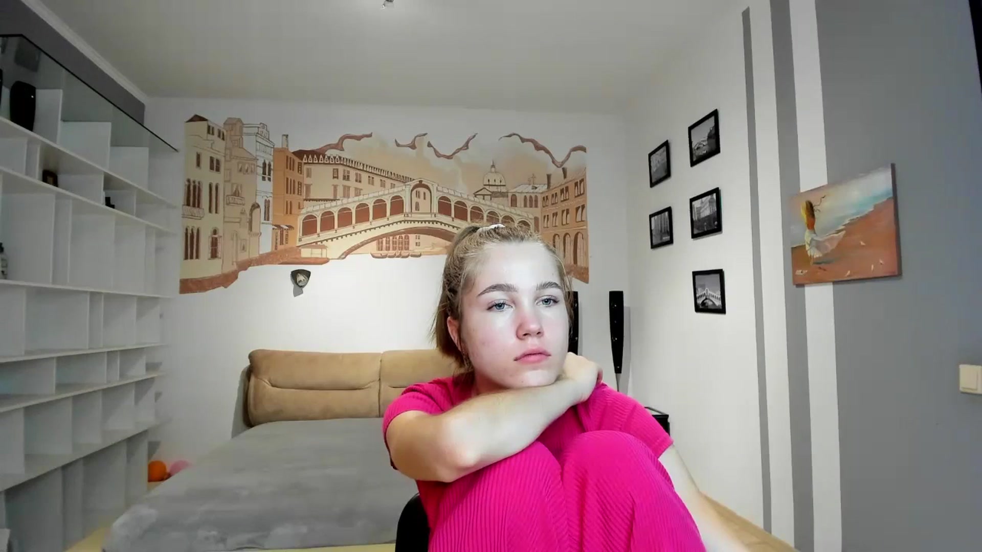Gallery image thumbnail from KateGordon's myfreecams stream on, 08/30/2023, 07:49 image 7 of 20