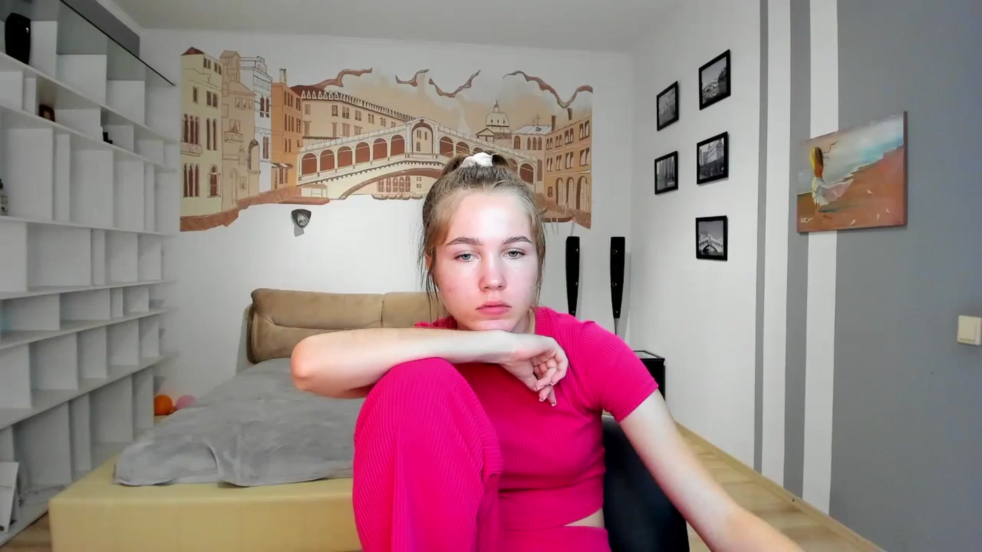 Gallery image thumbnail from KateGordon's myfreecams stream on, 08/30/2023, 11:02 image 1 of 20