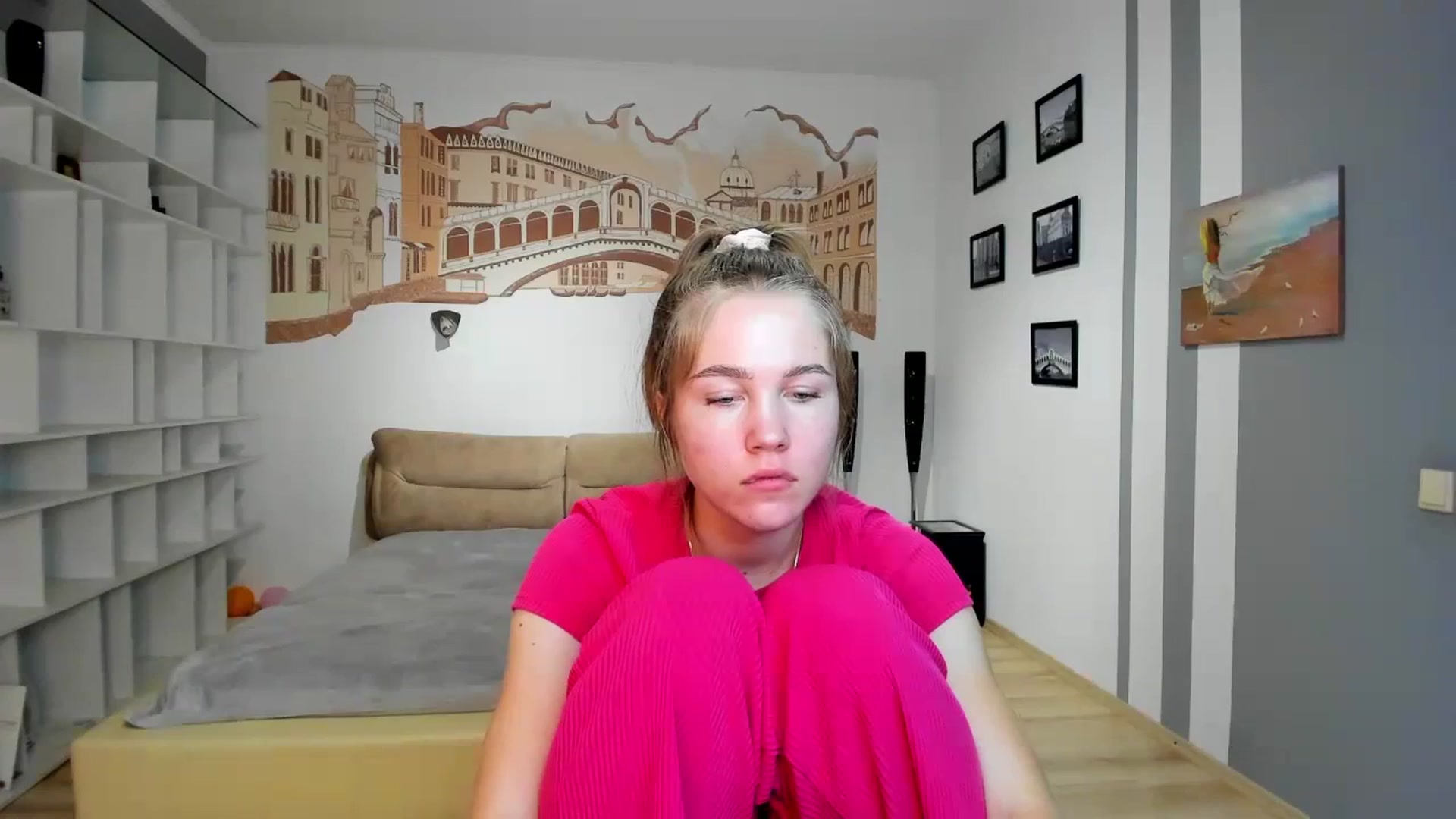 Gallery image thumbnail from KateGordon's myfreecams stream on, 08/30/2023, 11:02 image 12 of 20