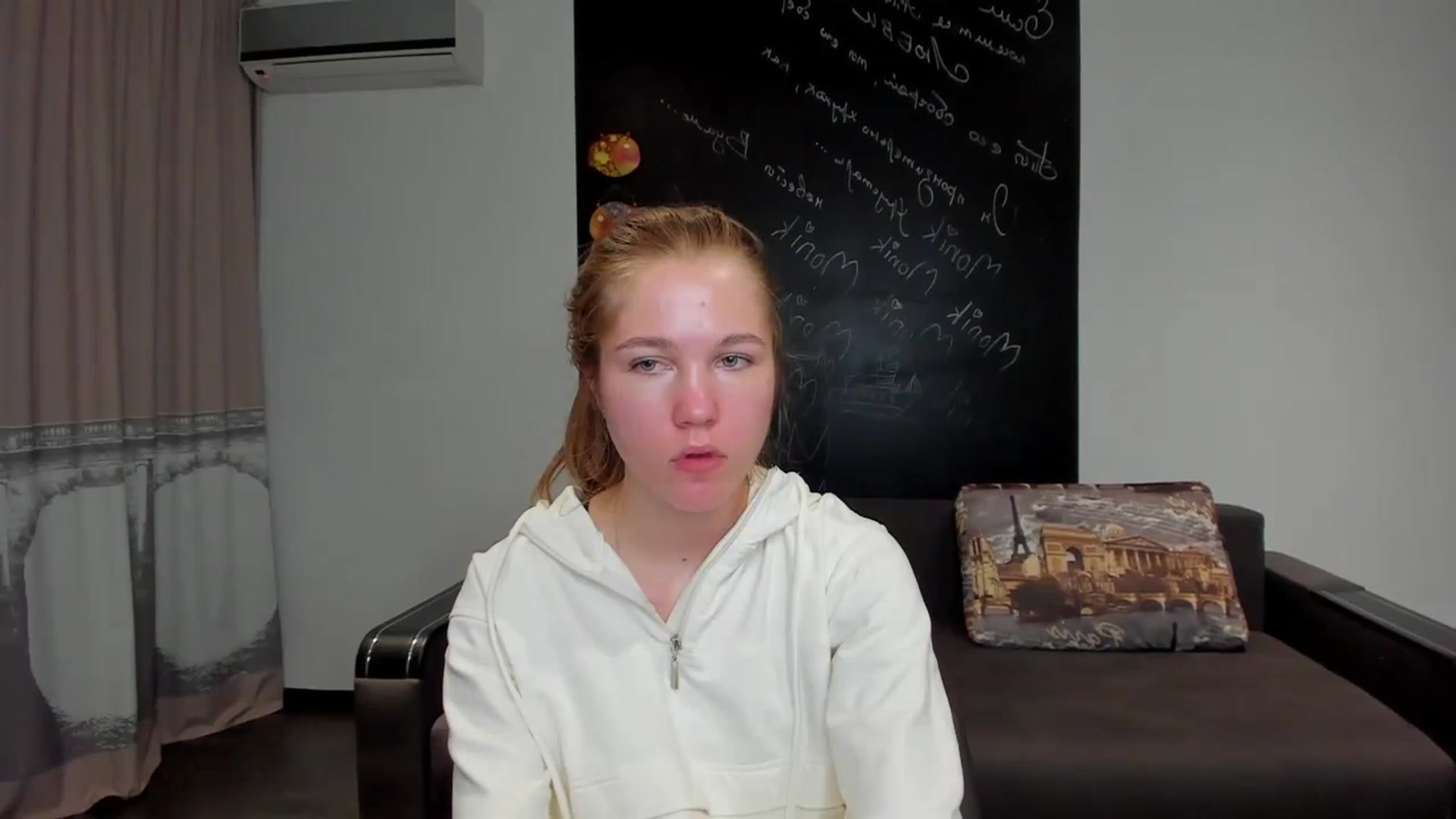 Gallery image thumbnail from KateGordon's myfreecams stream on, 09/08/2023, 10:41 image 9 of 20