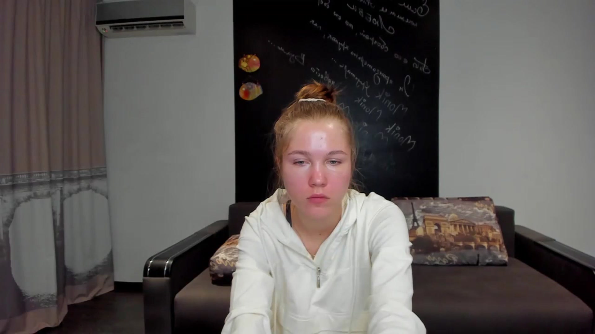 Gallery image thumbnail from KateGordon's myfreecams stream on, 09/08/2023, 12:49 image 15 of 20
