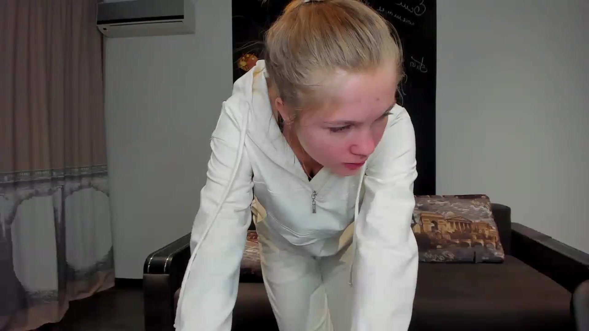 Gallery image thumbnail from KateGordon's myfreecams stream on, 09/08/2023, 13:59 image 16 of 20