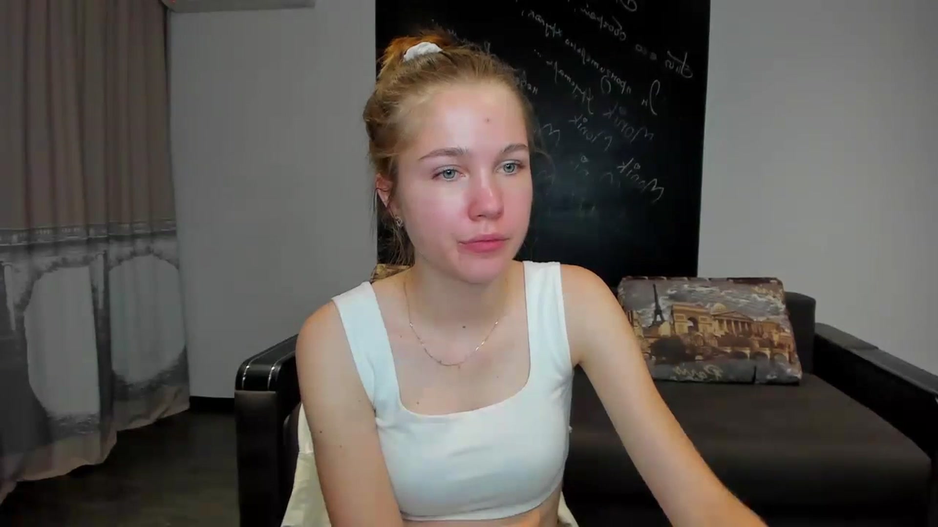 Gallery image thumbnail from KateGordon's myfreecams stream on, 09/08/2023, 15:27 image 15 of 20