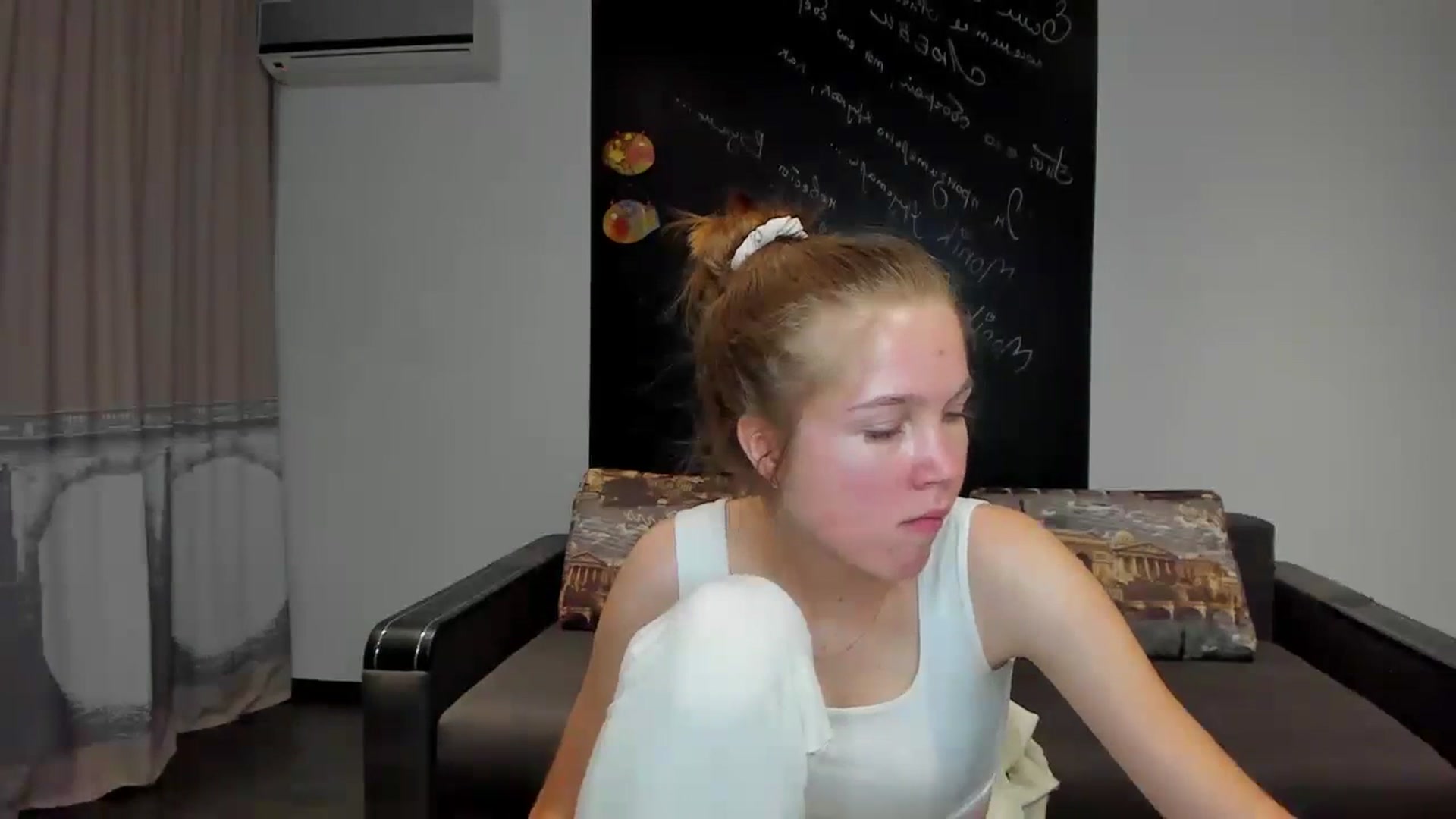 Gallery image thumbnail from KateGordon's myfreecams stream on, 09/08/2023, 16:42 image 19 of 20