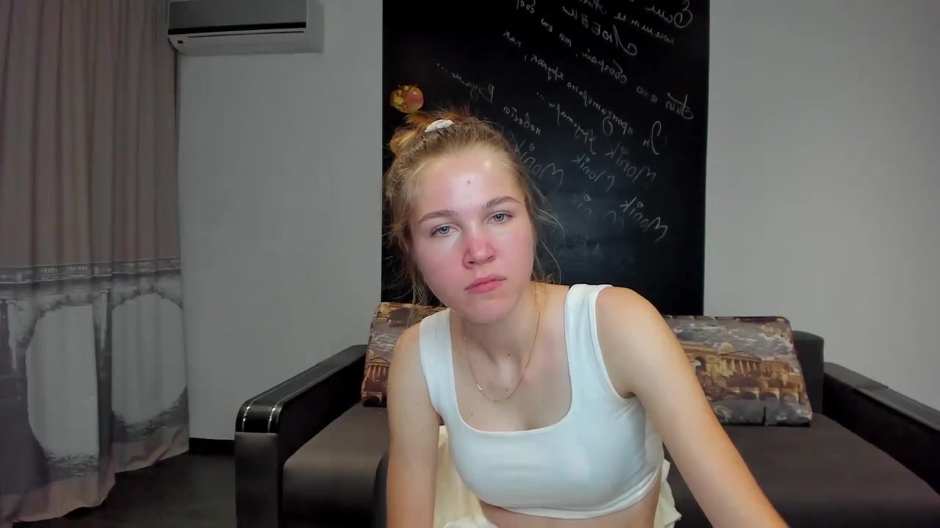 Gallery image thumbnail from KateGordon's myfreecams stream on, 09/08/2023, 16:42 image 16 of 20