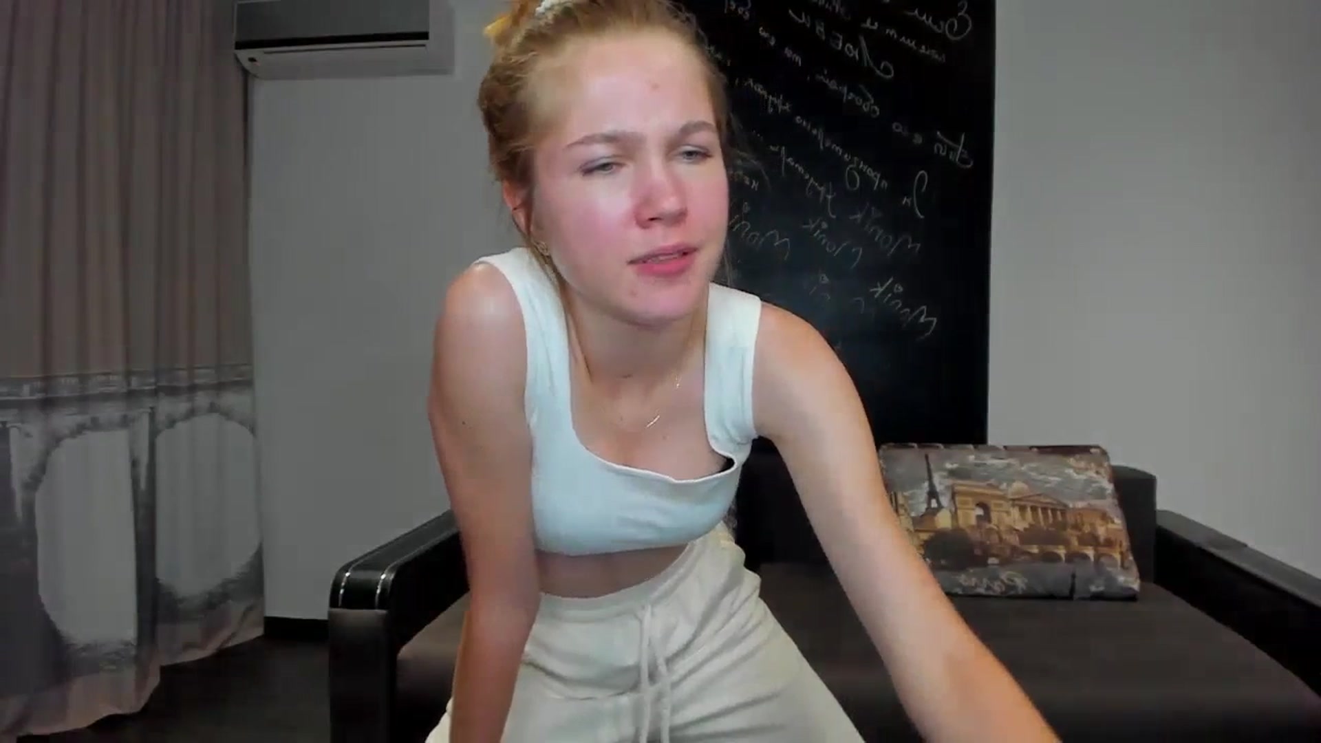Gallery image thumbnail from KateGordon's myfreecams stream on, 09/08/2023, 16:42 image 7 of 20