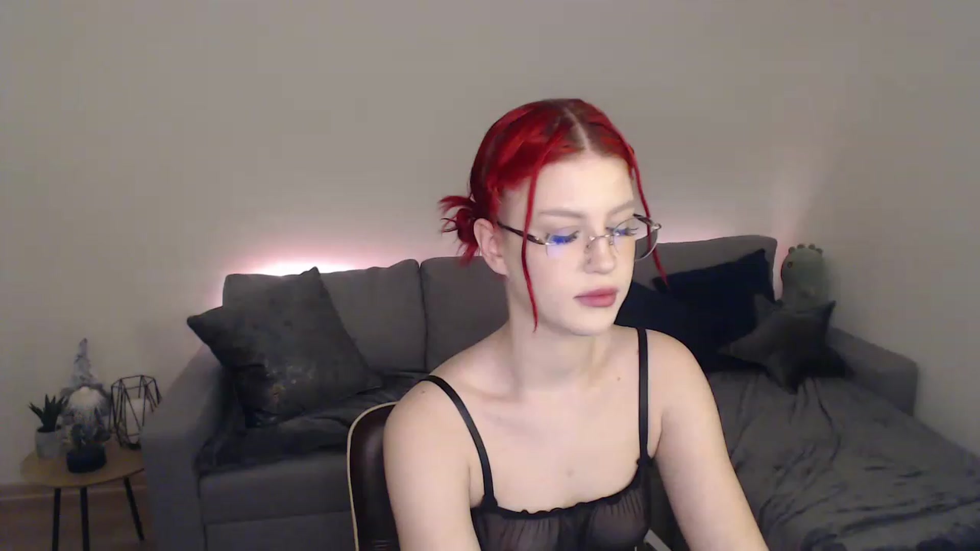 Gallery image thumbnail from KateKoss's myfreecams stream on, 12/03/2022, 09:36 image 2 of 20
