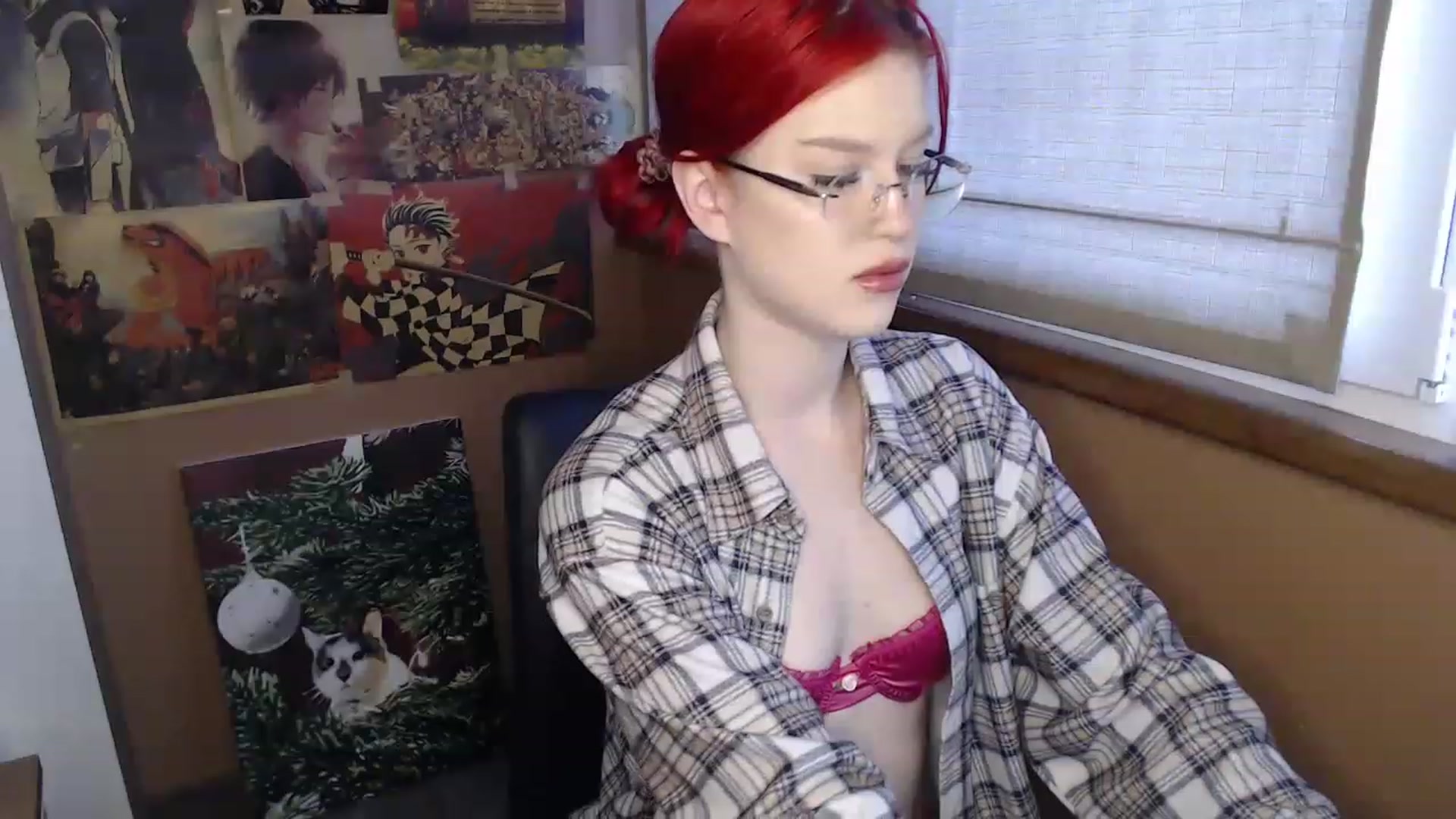 Gallery image thumbnail from KateKoss's myfreecams stream on, 12/07/2022, 10:20 image 12 of 20
