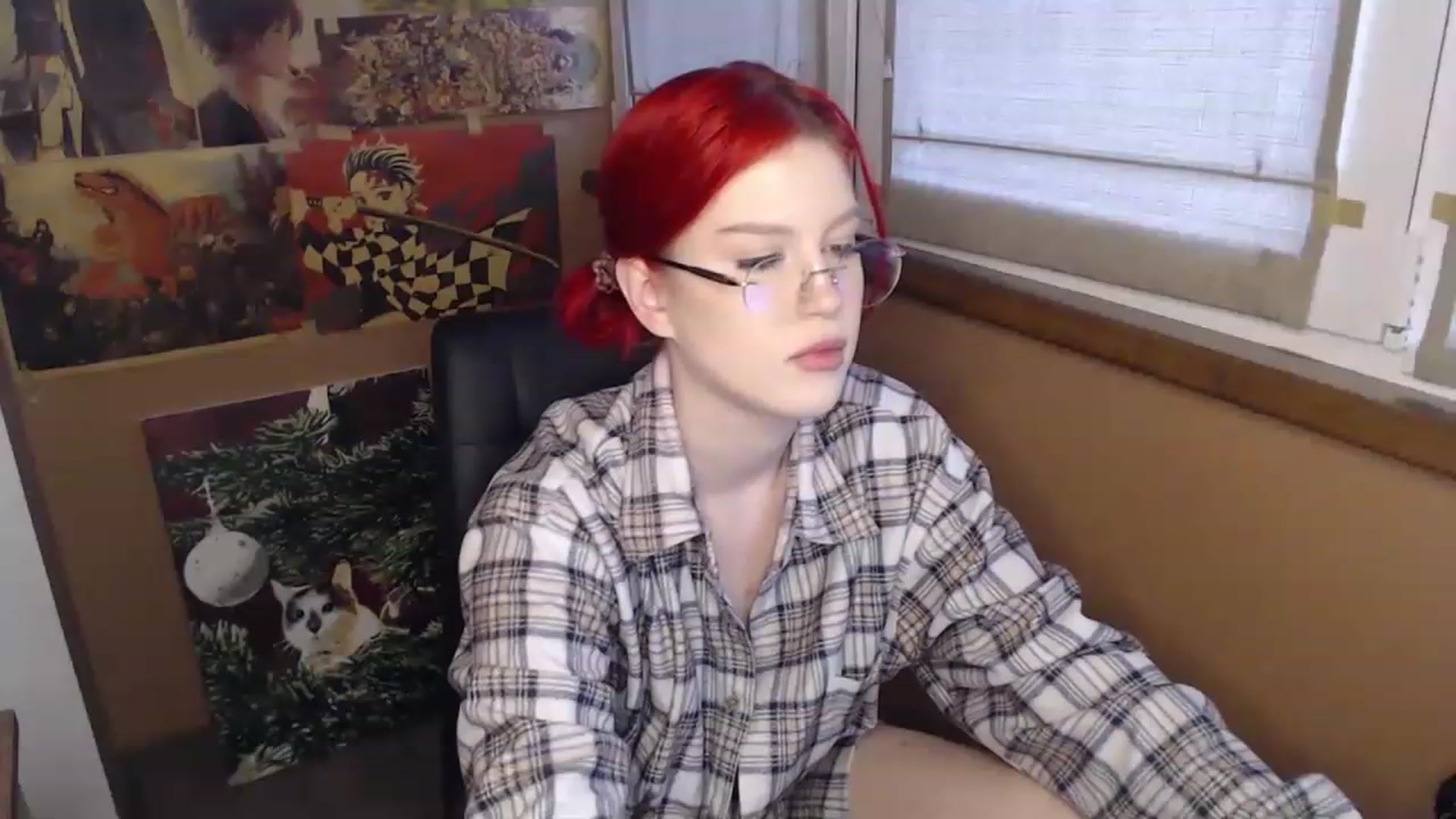 Gallery image thumbnail from KateKoss's myfreecams stream on, 12/07/2022, 11:25 image 19 of 20